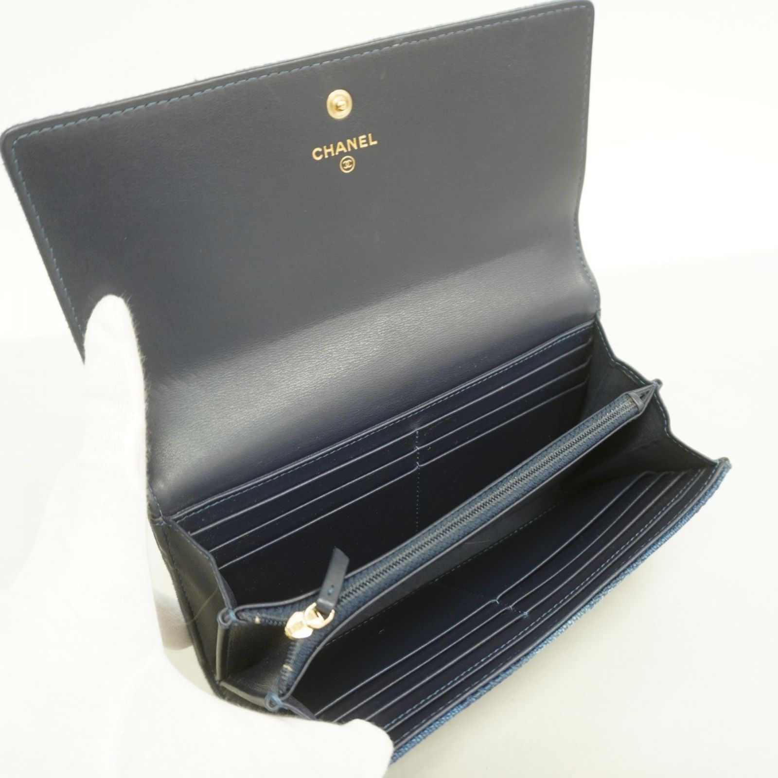 シャネル(Chanel) シャネル 長財布 ドーヴィル ナイロンキャンバス