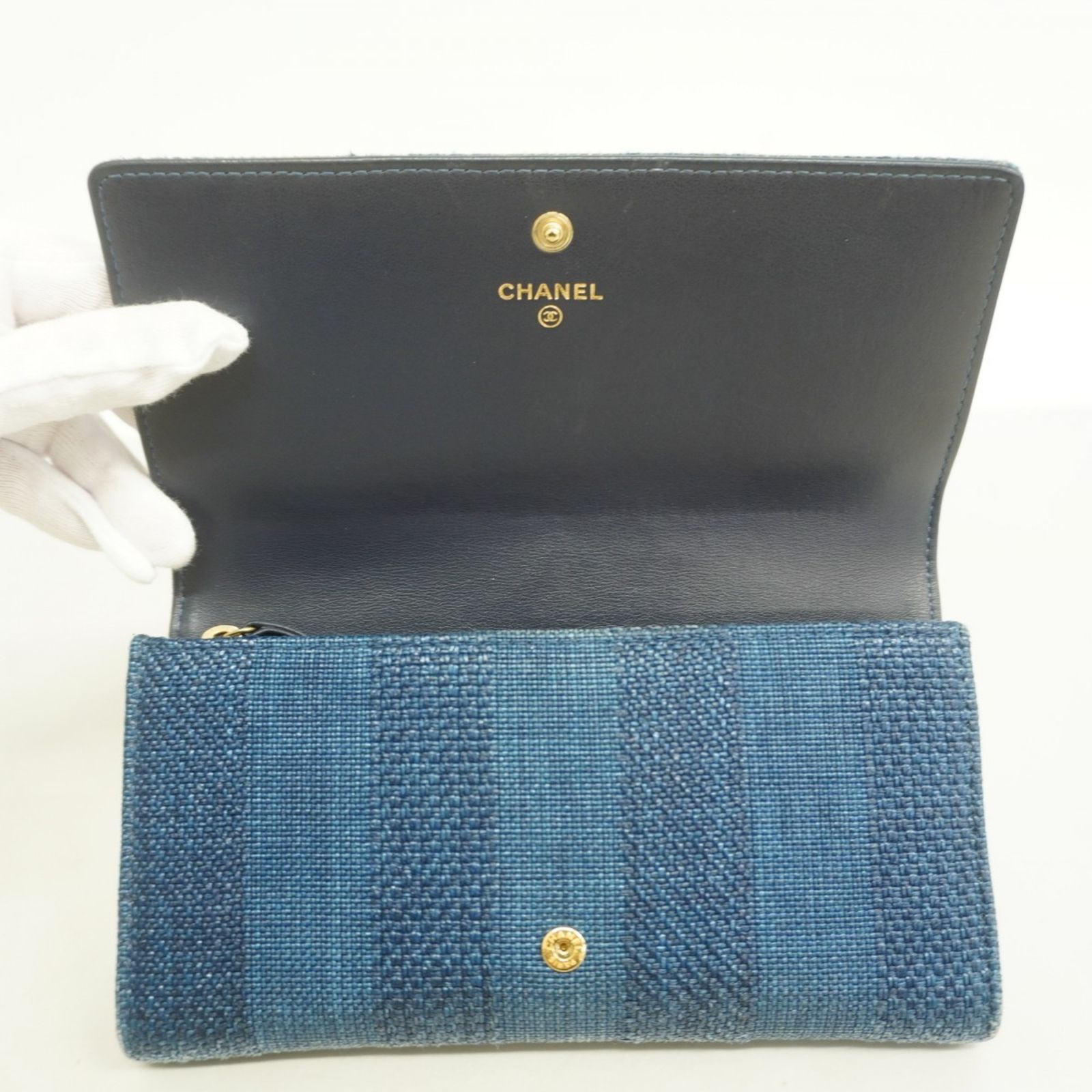 シャネル(Chanel) シャネル 長財布 ドーヴィル ナイロンキャンバス