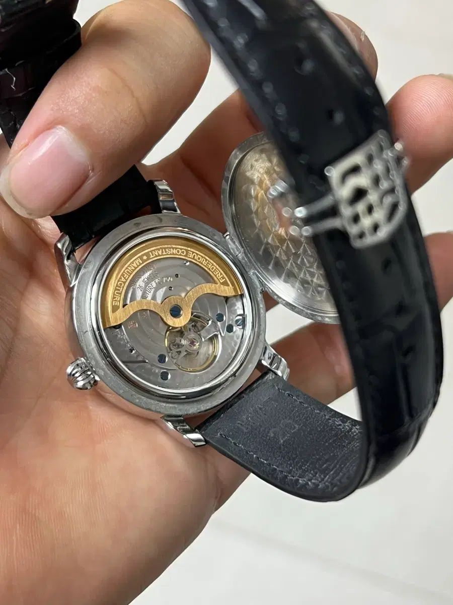 フレデリックコンスタント