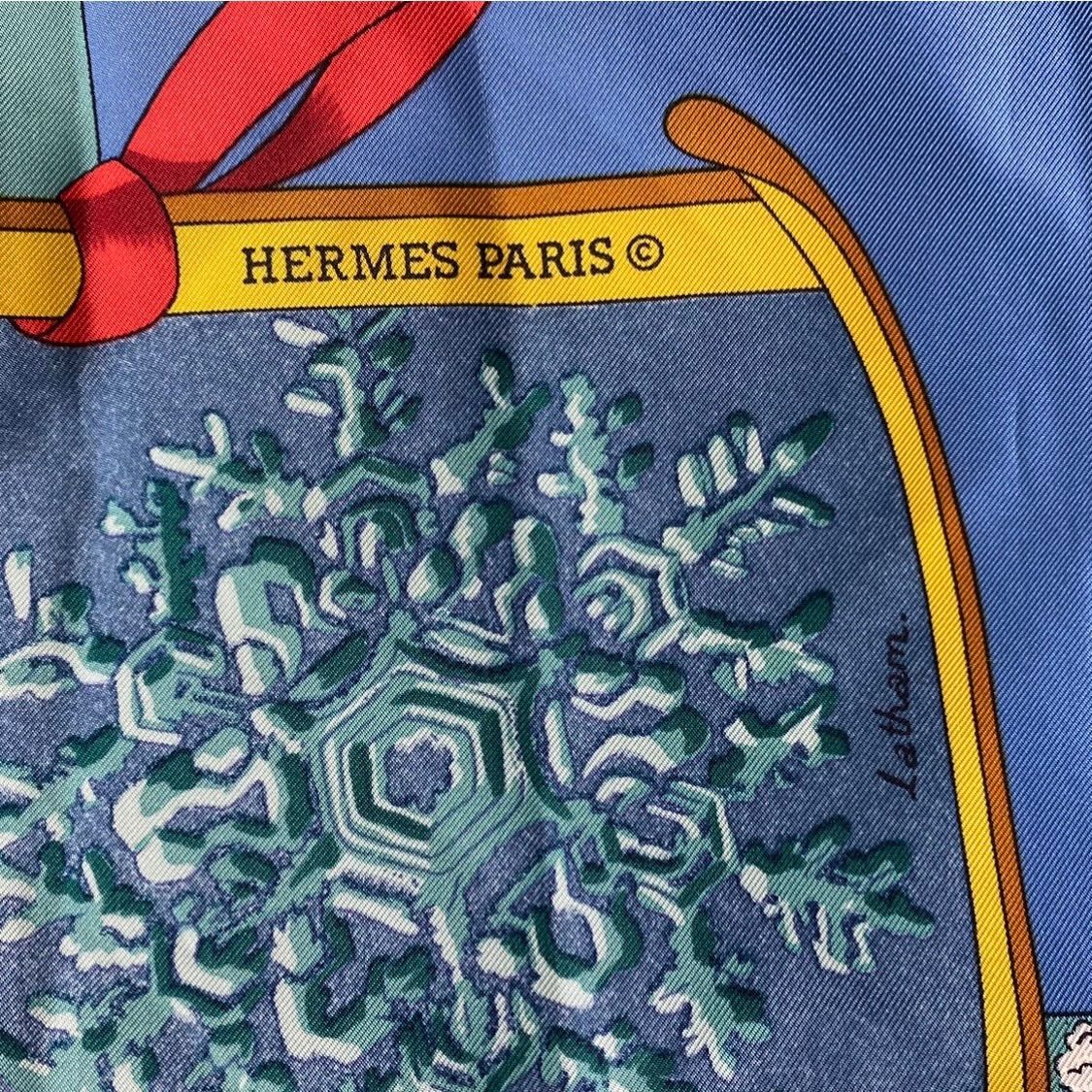 エルメス カレ90 Neige d'Antan シルクスカーフ 去年の雪 ブルー