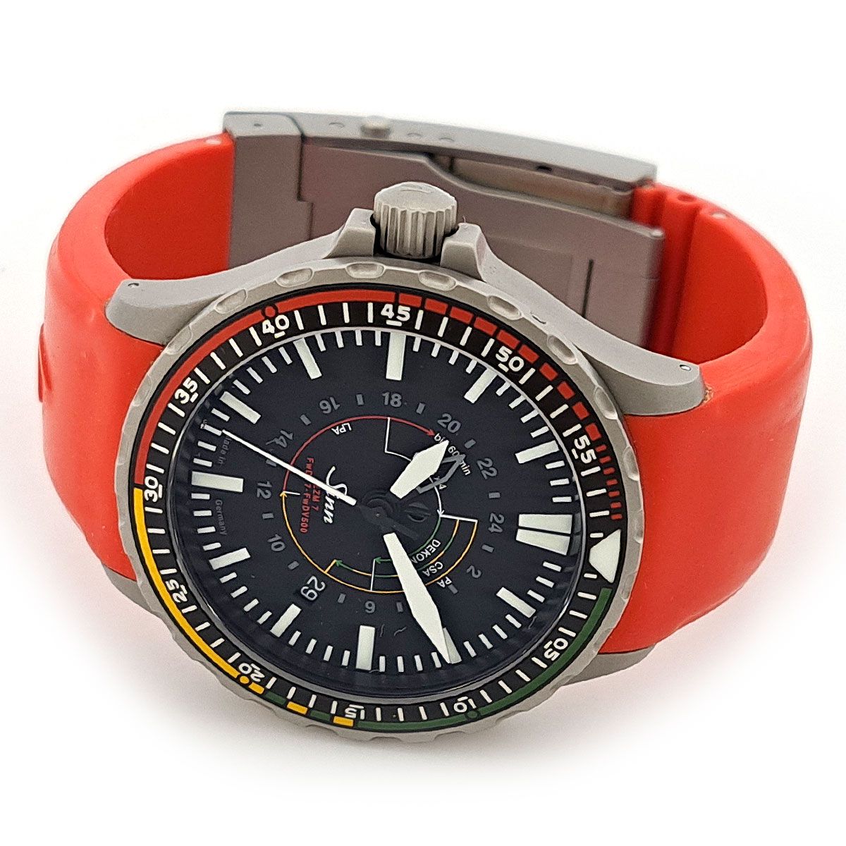 ステンレススティール