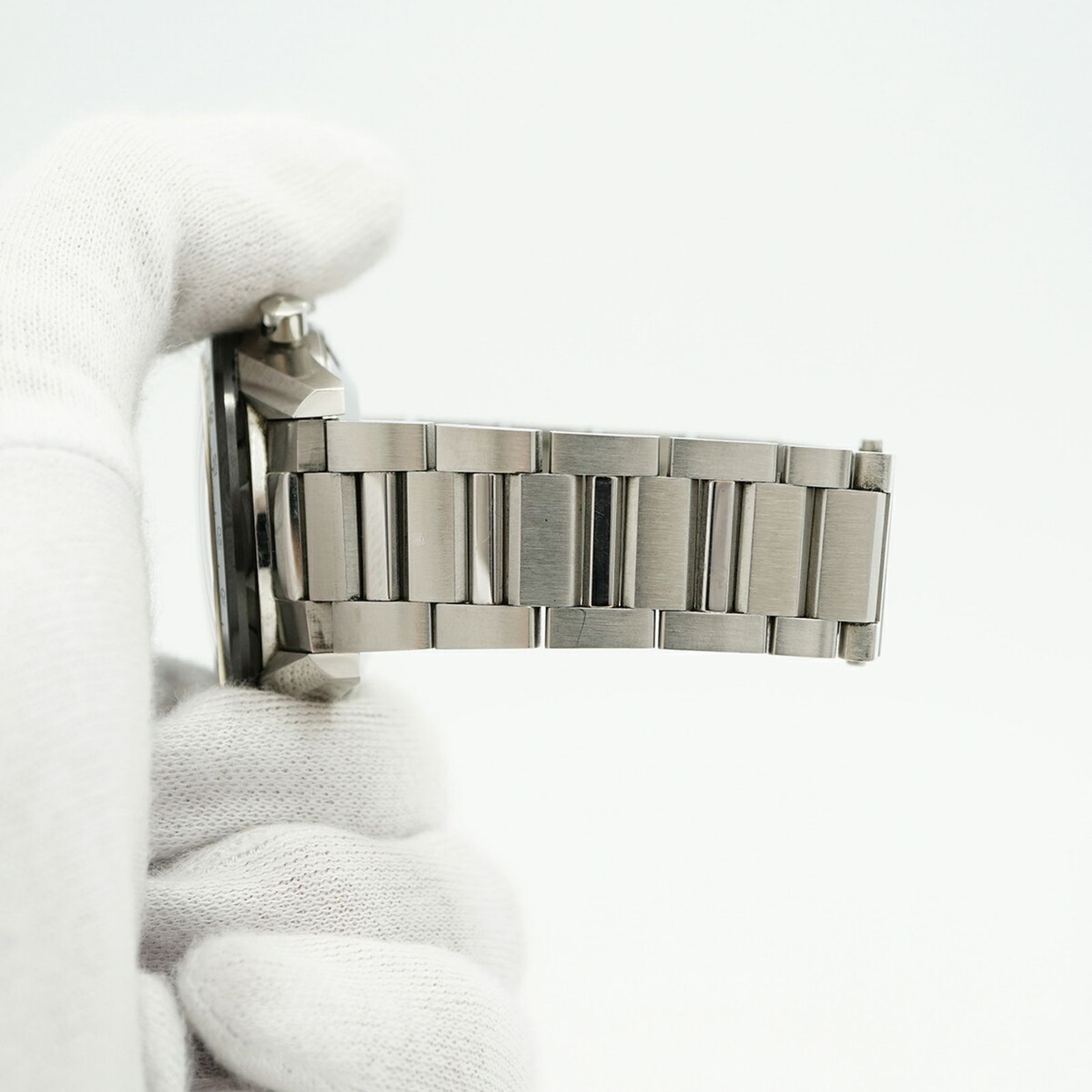 黒文字盤腕時計