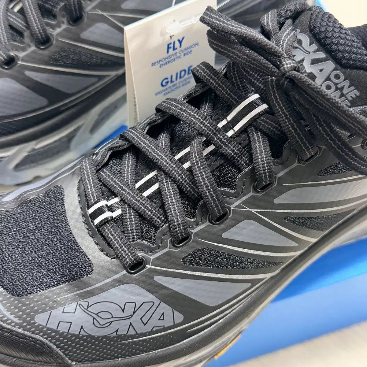 ランニングシューズ