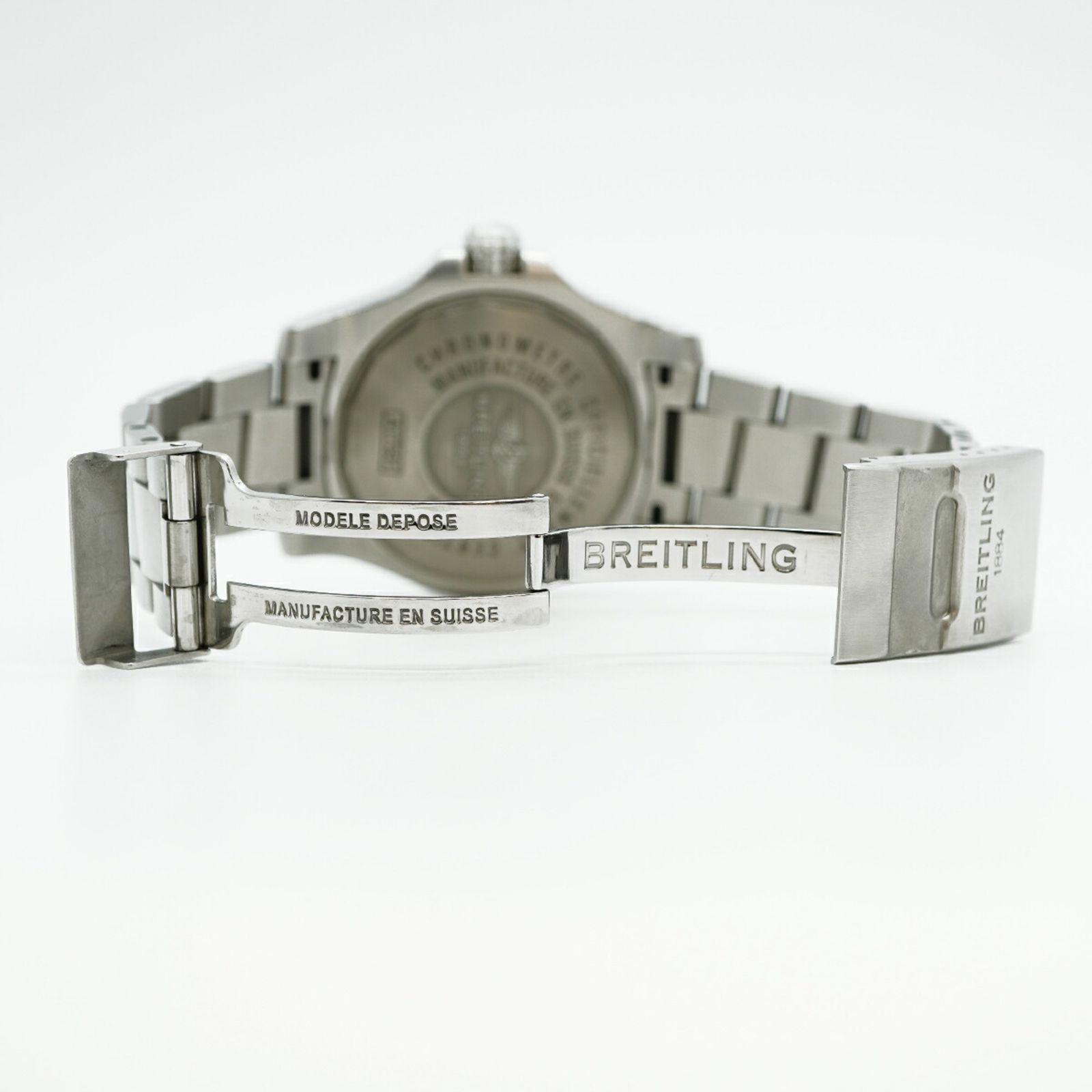 A17331 黒文字盤腕時計