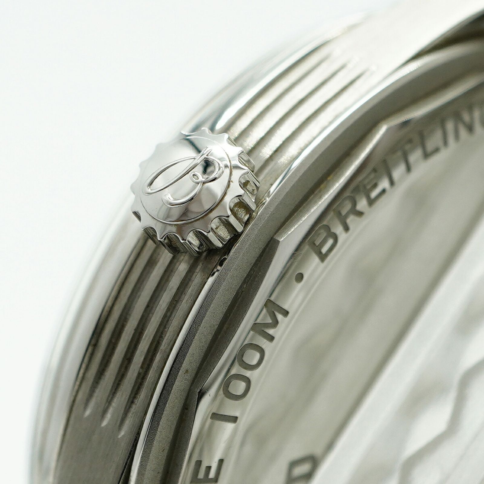 黒文字盤腕時計