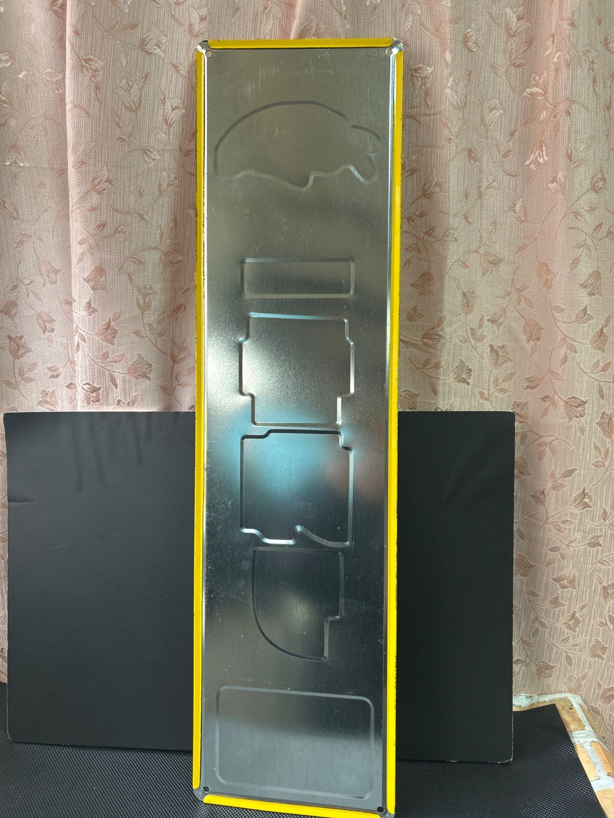 非売品】1番搾り 看板 キリン - 一番搾り 中古品(使用品)の通販 ブリキ
