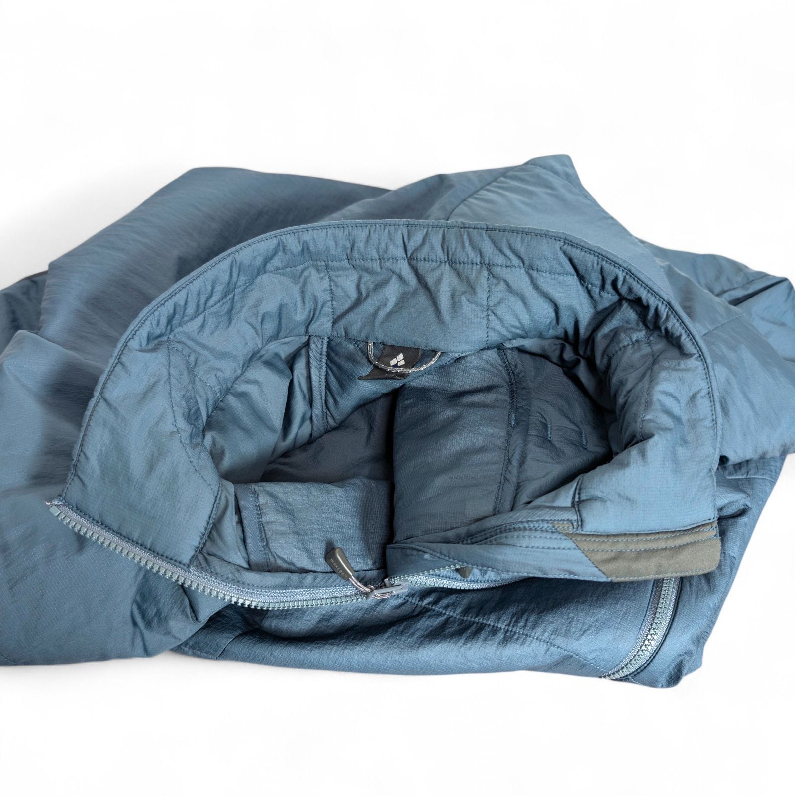  モンベル ナイロンジャケット メンズM ブルーグレー mont bell アウトドア キャスティングサーマル ジャケット アウター