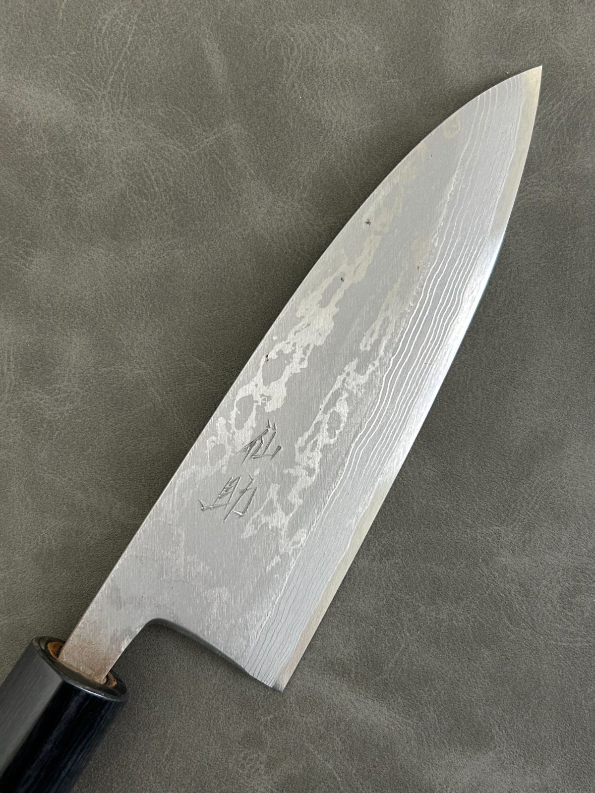 訳あり 仙助 包丁 出刃 ダマスカス 安来鋼青紙2号 165ｍｍ 紫檀シノギ柄 58