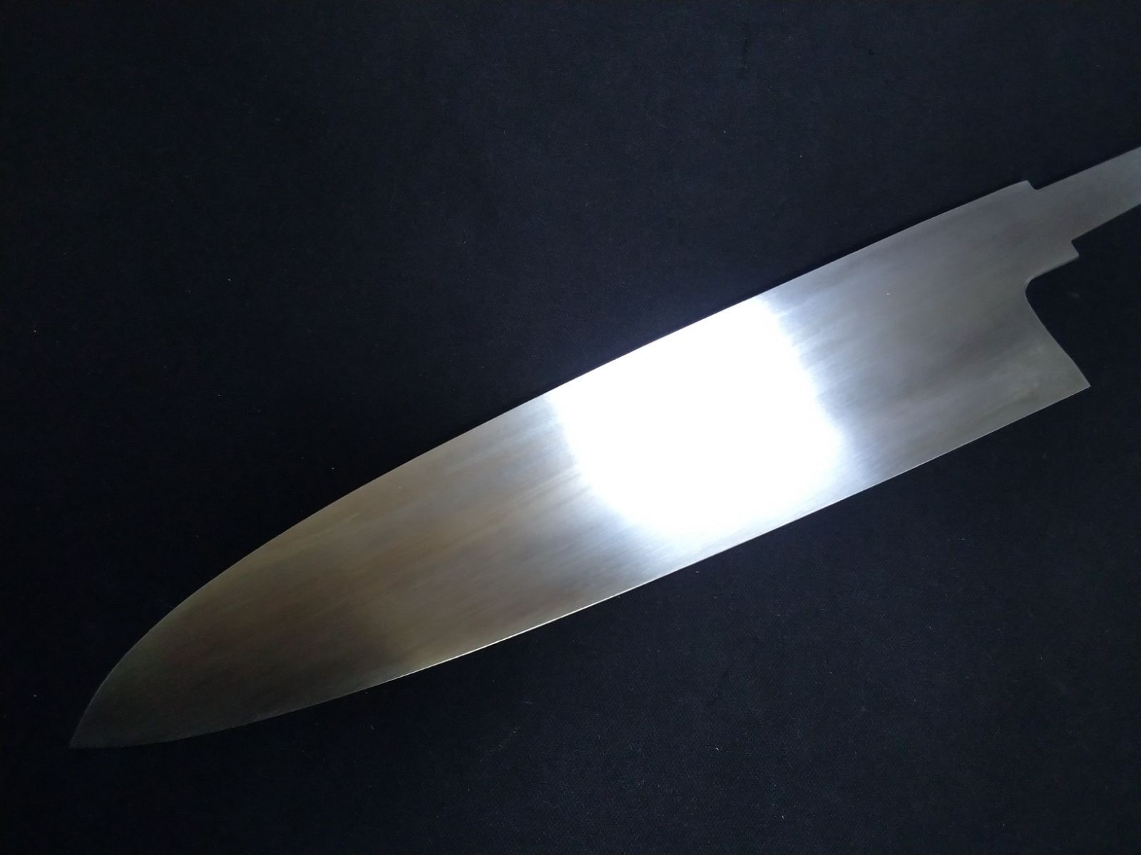 堺業務用刃物メーカー直売 八寸 和牛刀 薄口 超鋼スーパー本焼き セミステン 錆びにくい 木戸仕上げ 完全無印 黒檀八角水牛柄 口輪水牛白黒選択可