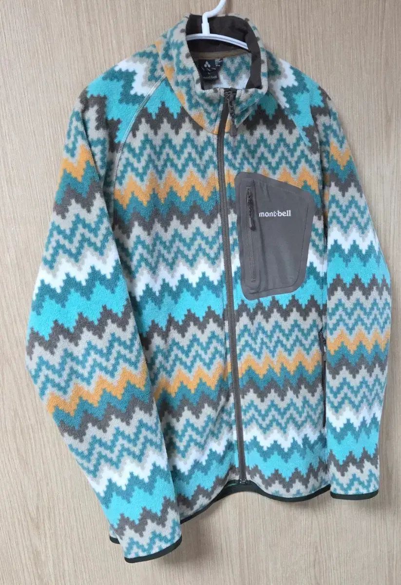 モンベル フリース クライマ プラス