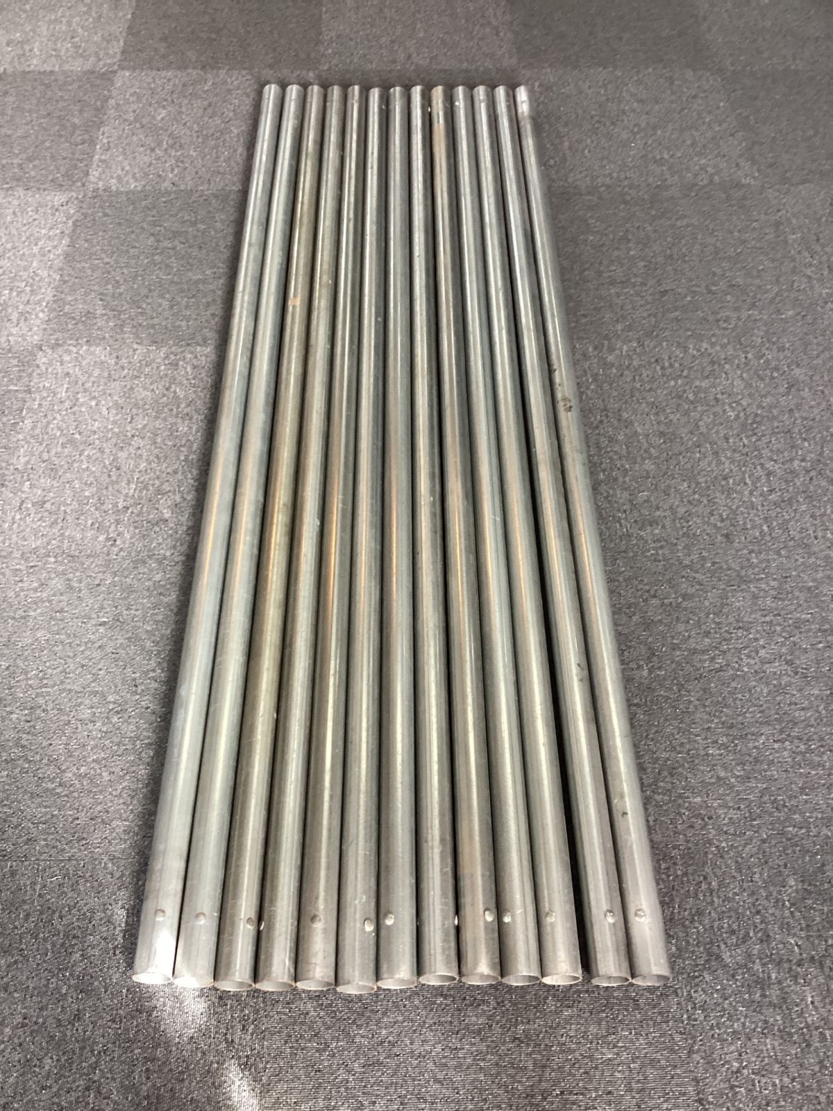 店頭引取 メーカー型式不明 単管 2ｍ 13本セット ス-90