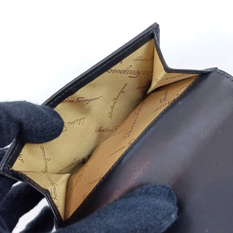 未使用級 Salvatore Ferragamo サルヴァトーレフェラガモ 二つ折り財布 