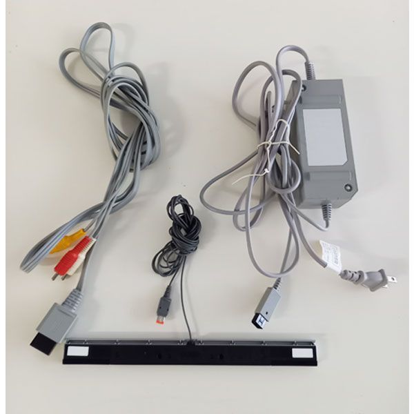 ジャンク品】Wii本体 Wii fit 周辺機器セット ソフト付き #m00151