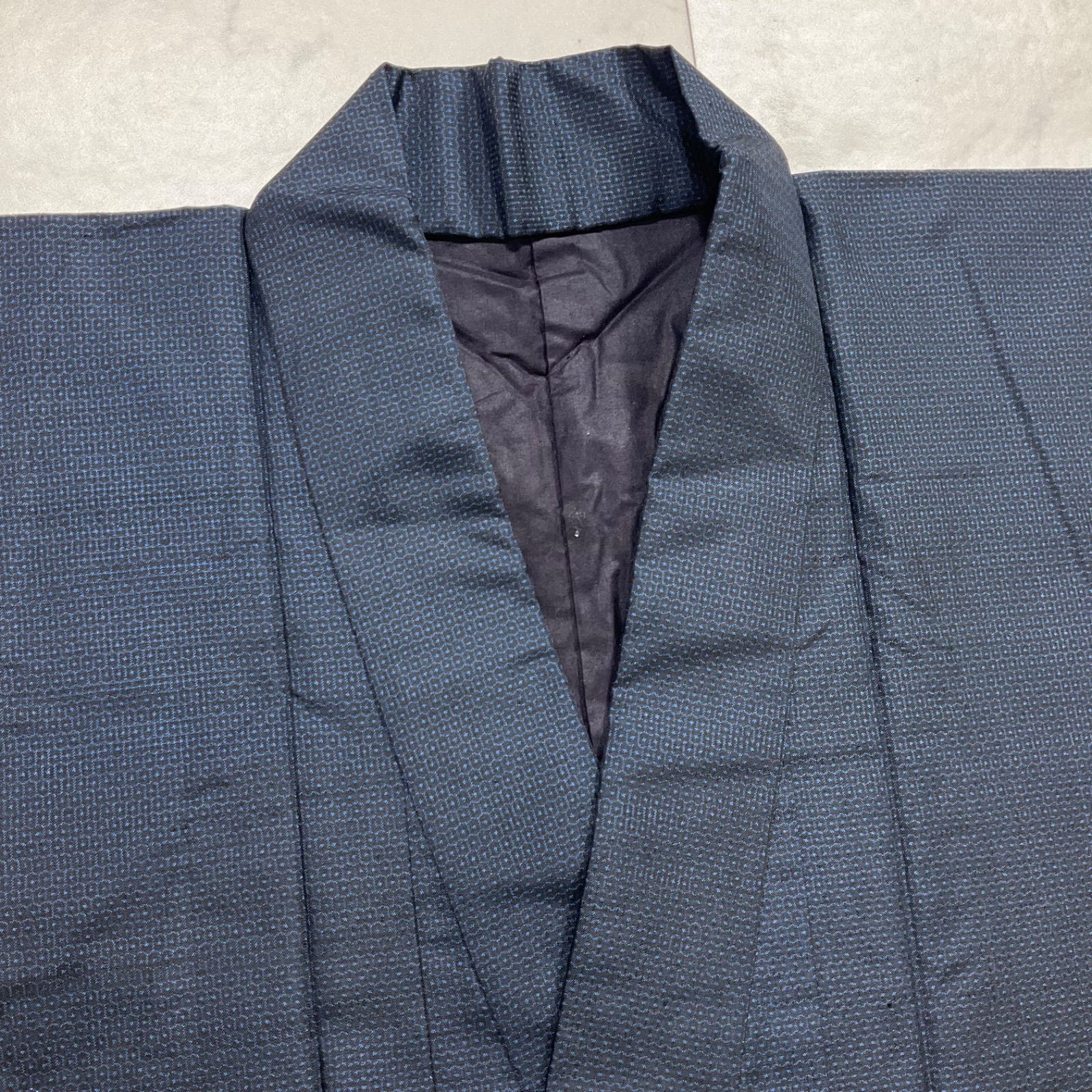 kimono+one＊男前屋＊未使用同然＊本場大島紬＊長襦袢付き＊袷＊仕付け 