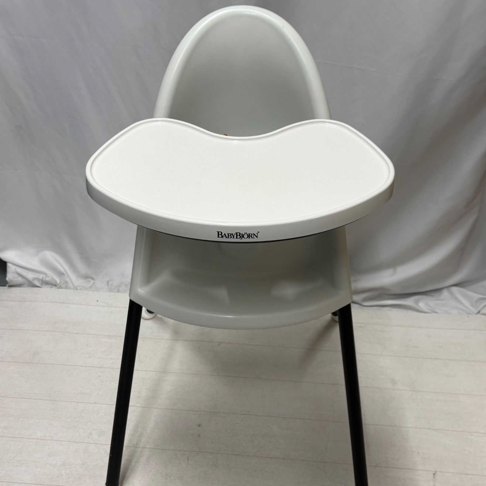 人気商品 廃盤品 ベビービョルン ハイチェア BABY BJORN - メルカリ