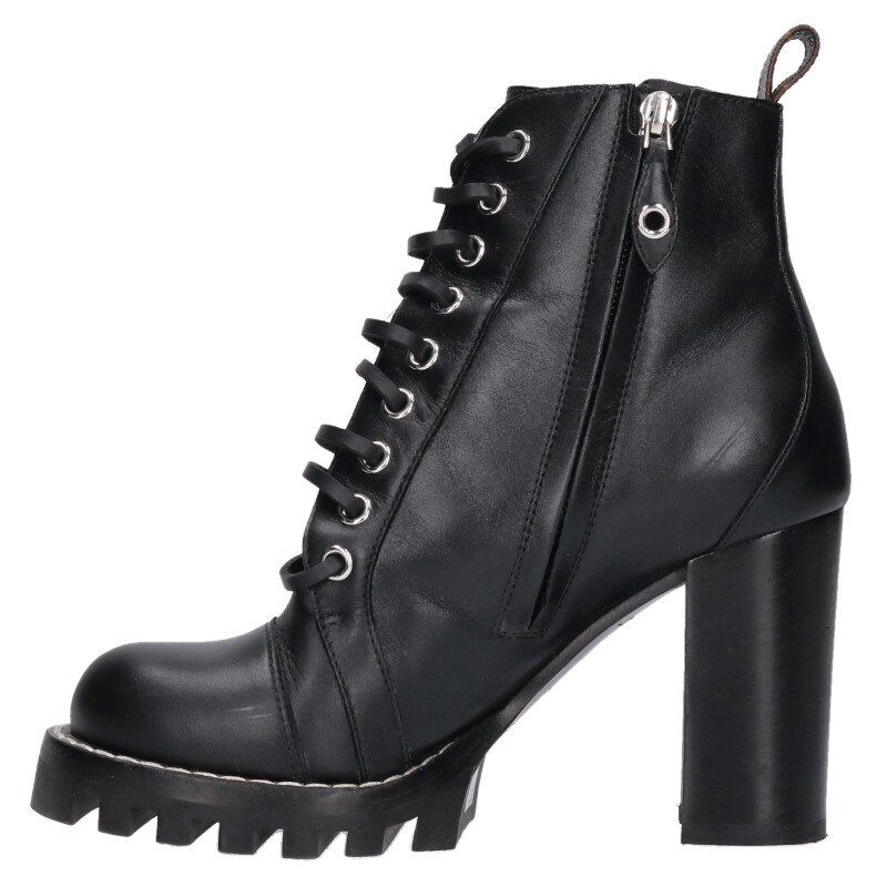 ルイヴィトン 1A4WLL スタートレイルライン ロゴアンクルブーツ