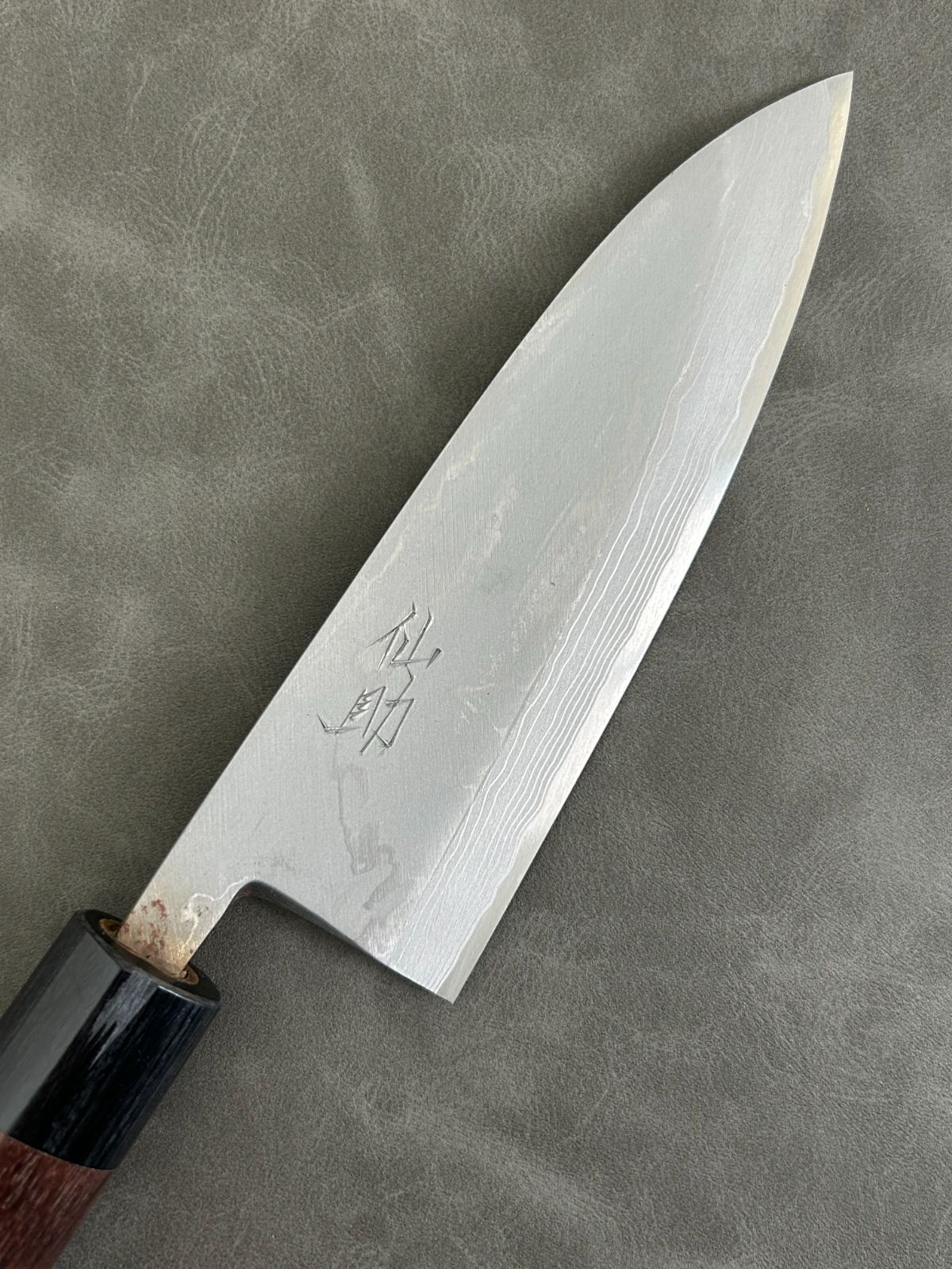訳あり 仙助 包丁 出刃 ダマスカス 安来鋼青紙2号 165ｍｍ 紫檀シノギ柄 60