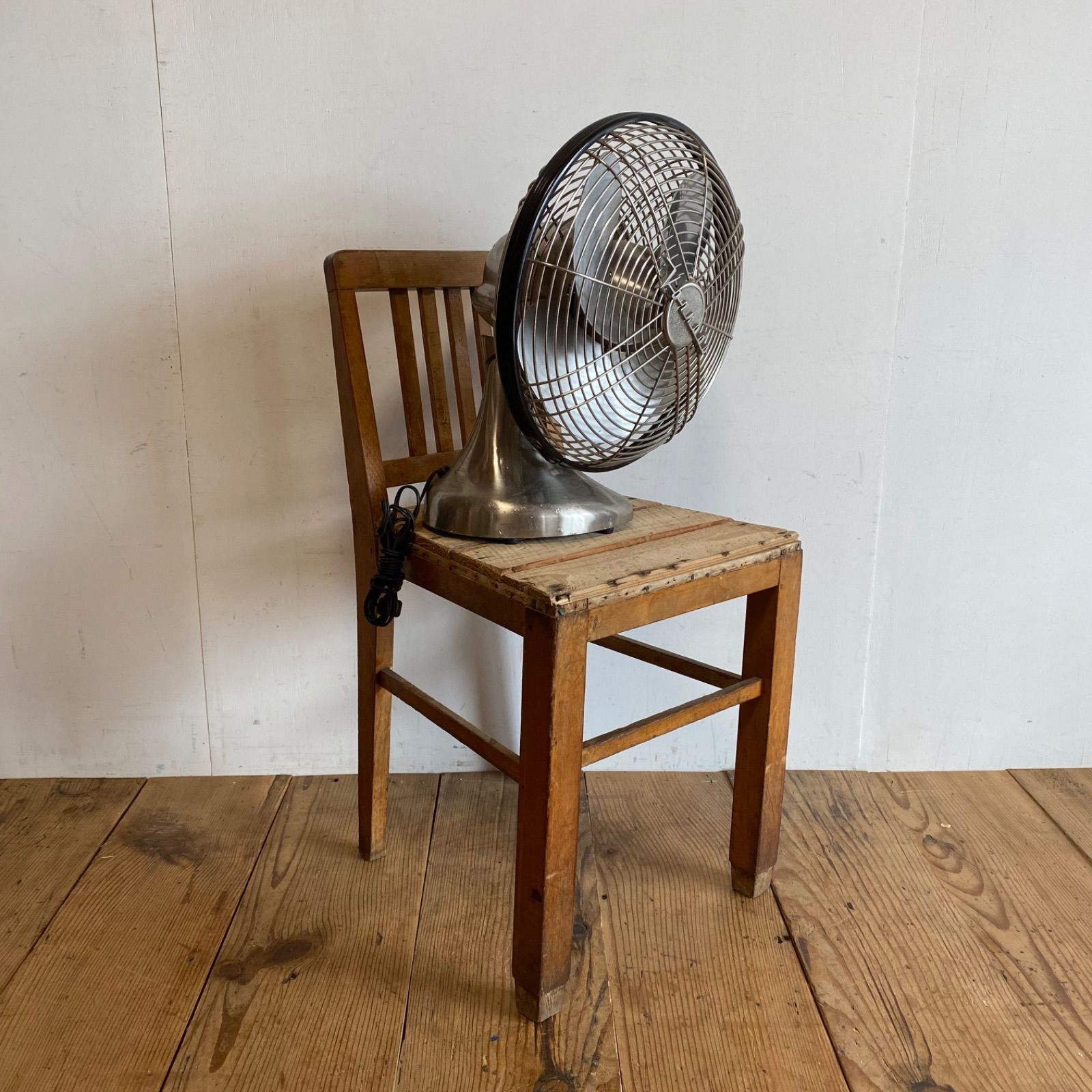 ボルネード シルバースワン 扇風機 Vornado Silver Swan アールデコ調