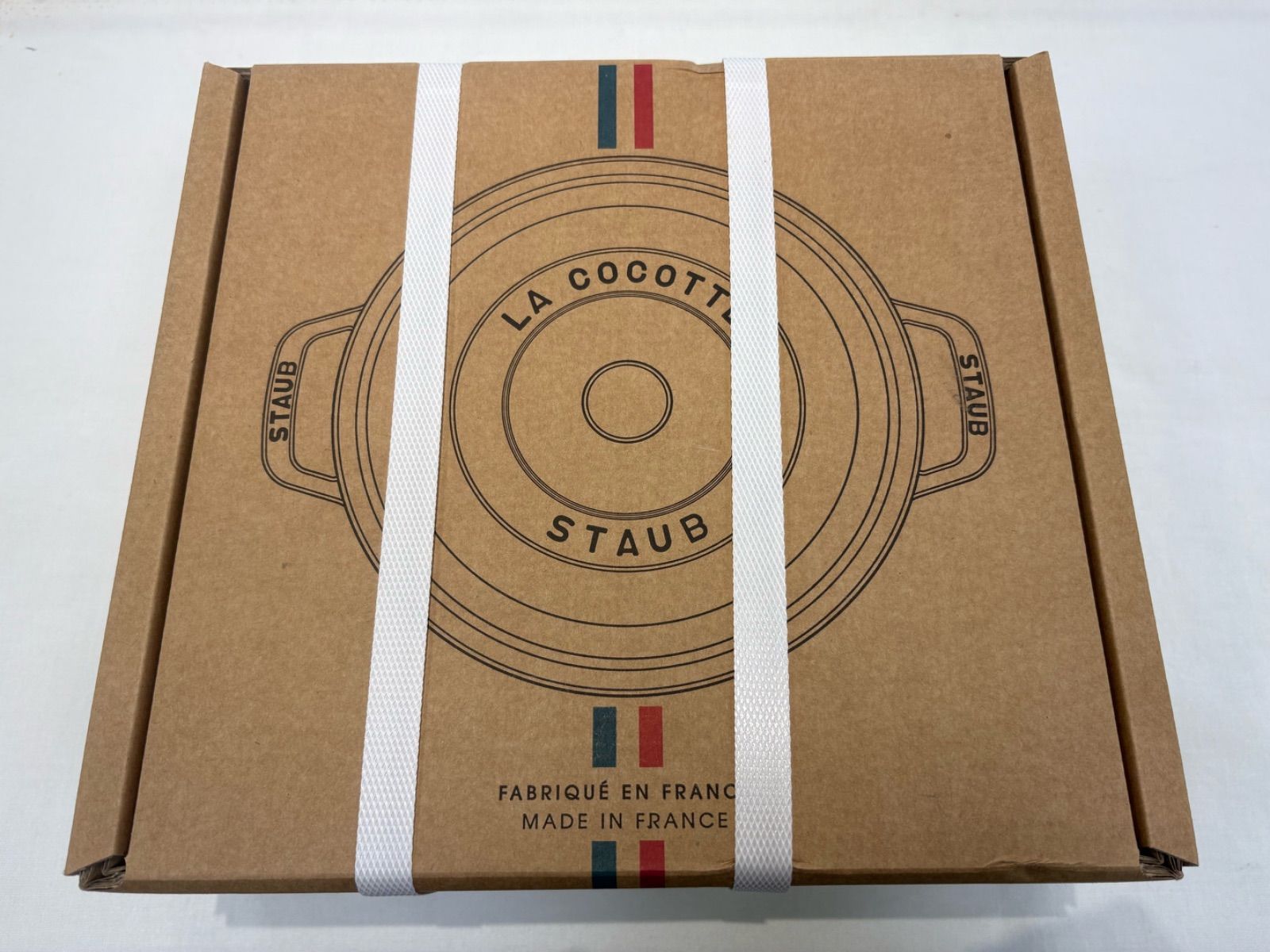 ストウブ STAUB ピコ ココット ラウンド シャイニーブラック 40508-886 ♥ 鍋