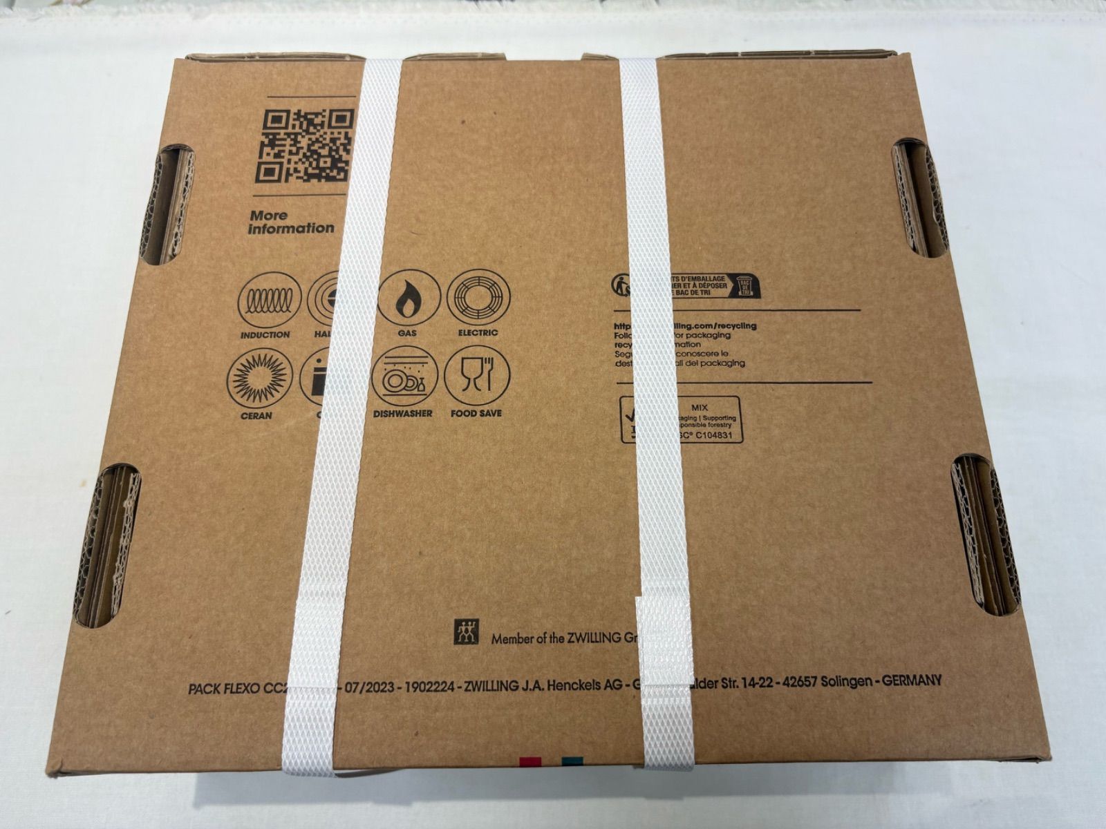 ストウブ STAUB ピコ ココット ラウンド シャイニーブラック 40508 886 ♥ 鍋