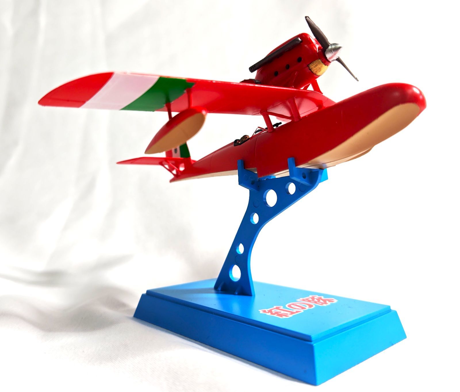 ファインモールド製・紅の豚サボイアS21 試作戦闘飛行艇・塗装済み