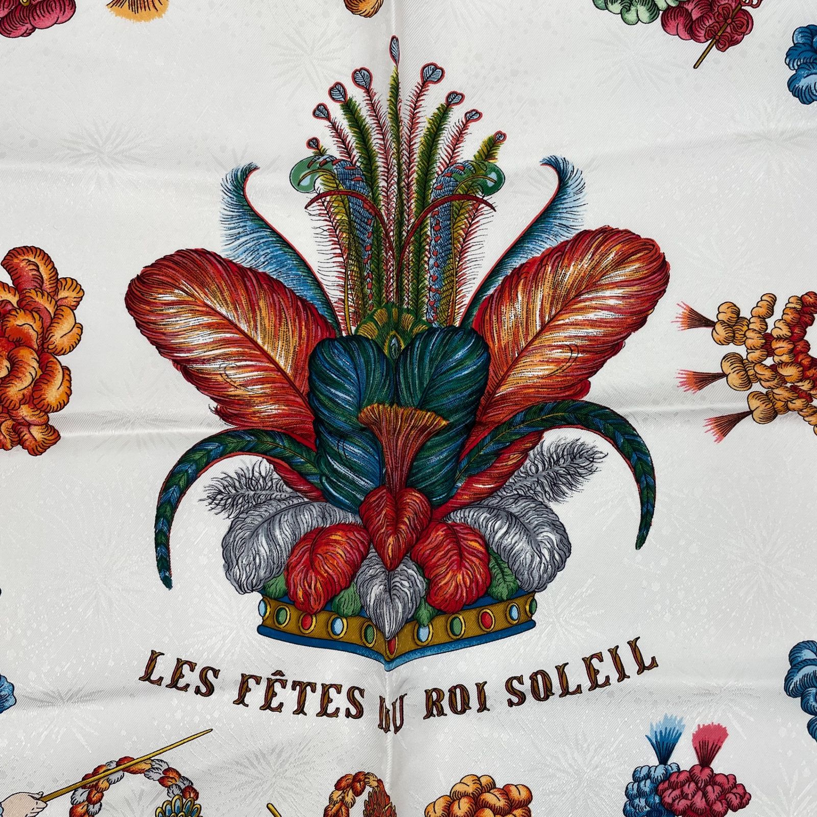 極美品 HERMES エルメス スカーフ シルク カレ90 LES FERES DU ROI