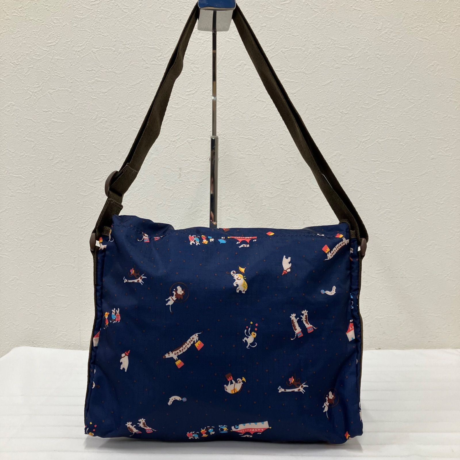 9380 LeSportsac レスポートサック ショルダーバッグ ネイビー 紺 