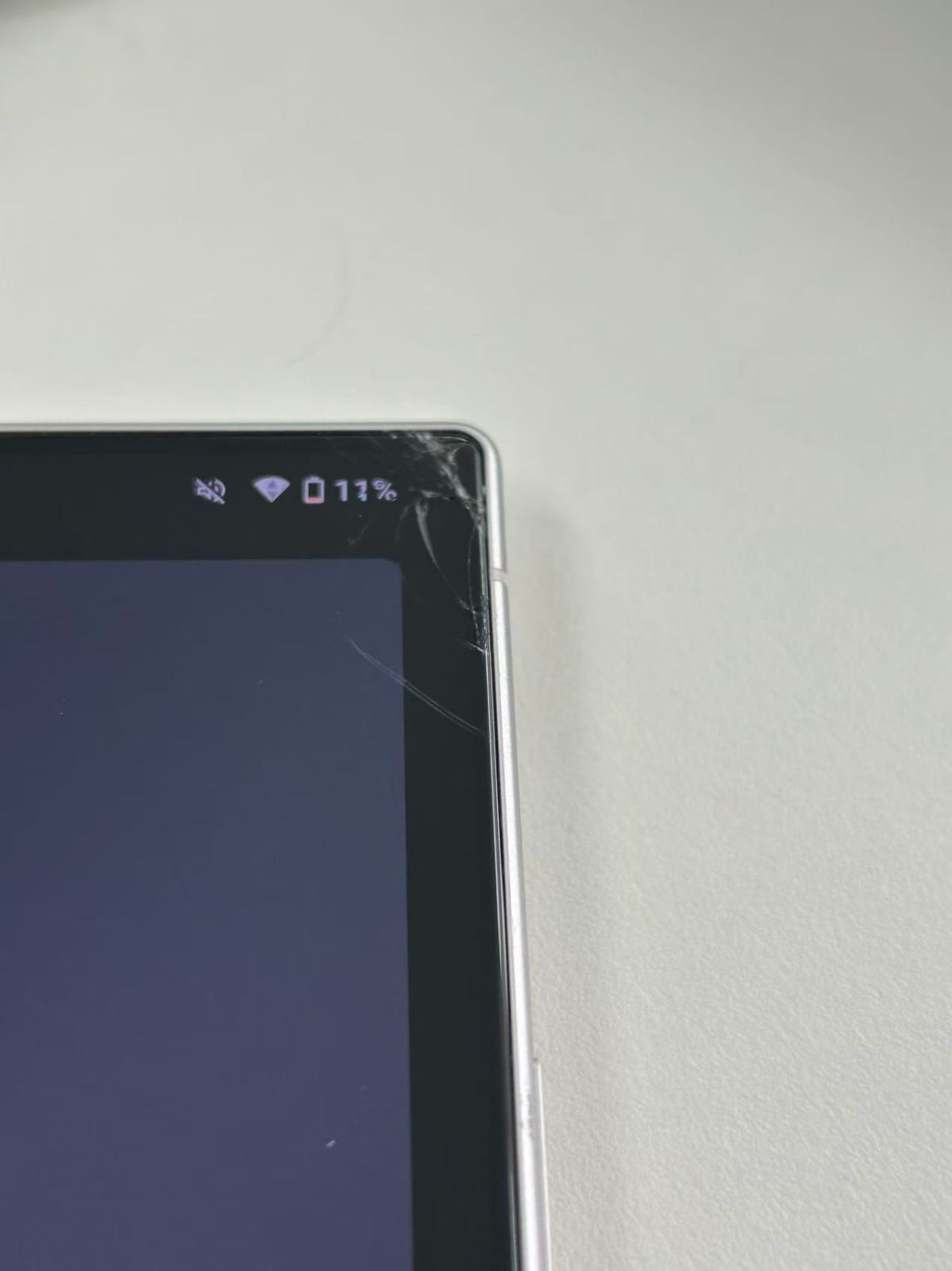 ジャンク品】AQUOS R9 ホワイト 【公式通販】