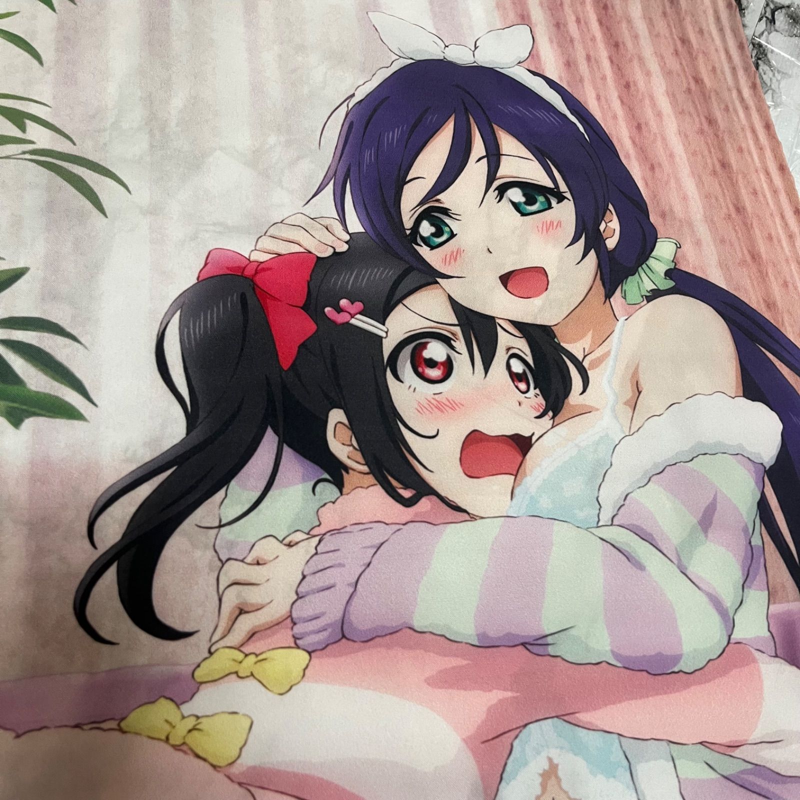 タペストリー 矢澤にこ 東條希 アニメ絵柄描き下ろしB2 タペストリー 
