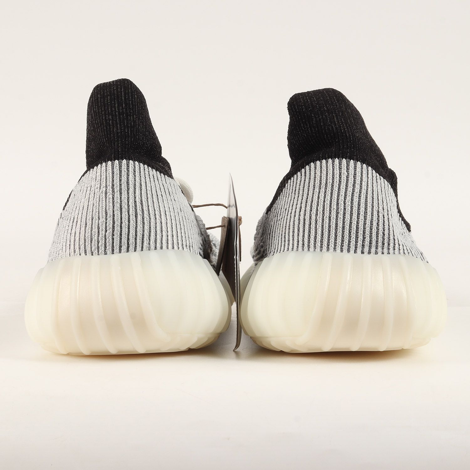 新品 adidas アディダス スニーカー サイズ:26.5cm 23SS YEEZY 350 V2 