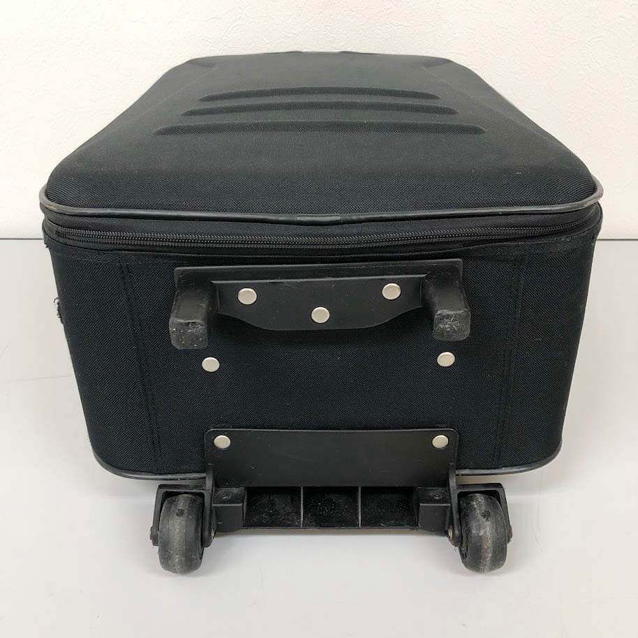 ss8369 【中古】 チャンピオン ソフトキャリーケース 黒 ジッパー式 2