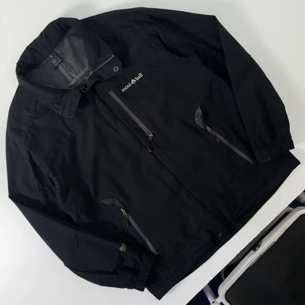 mont bell モンベル GORE TEX ゴアテックス ブラック WIND AND WISH ブレーキ ジャケット