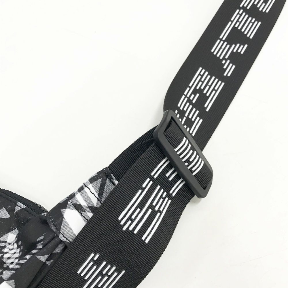 ショルダーバッグ チェック