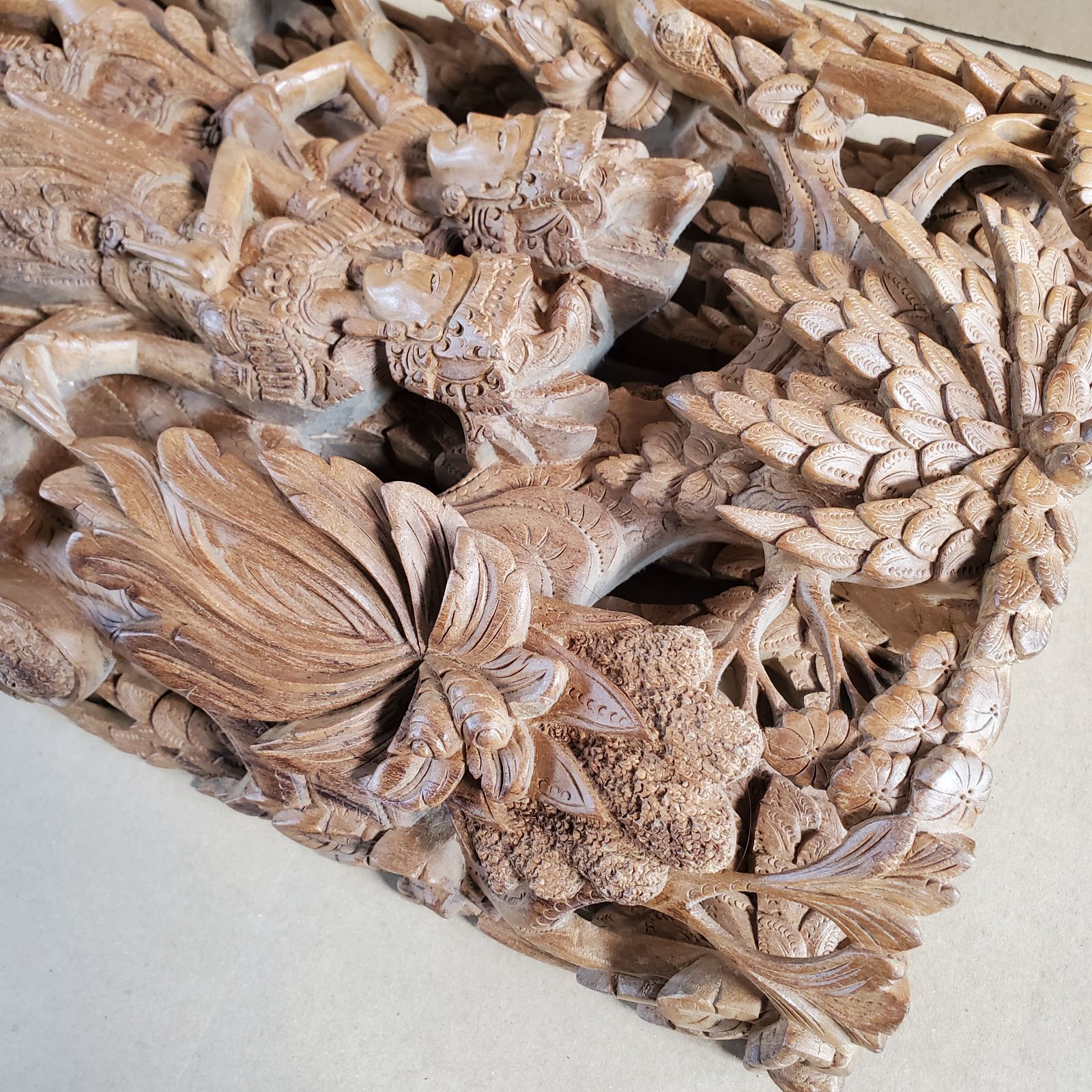 インドネシア 透し彫り ヴィンテージ レリーフ 壁掛け バリ彫刻 木彫画