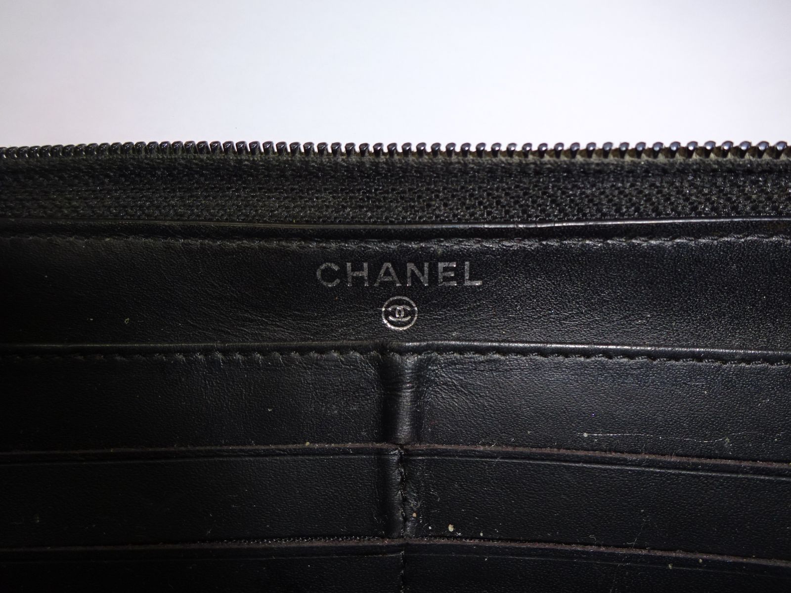 ギャラ/シール有 CHANEL シャネル キャビアスキン ラウンドファスナー