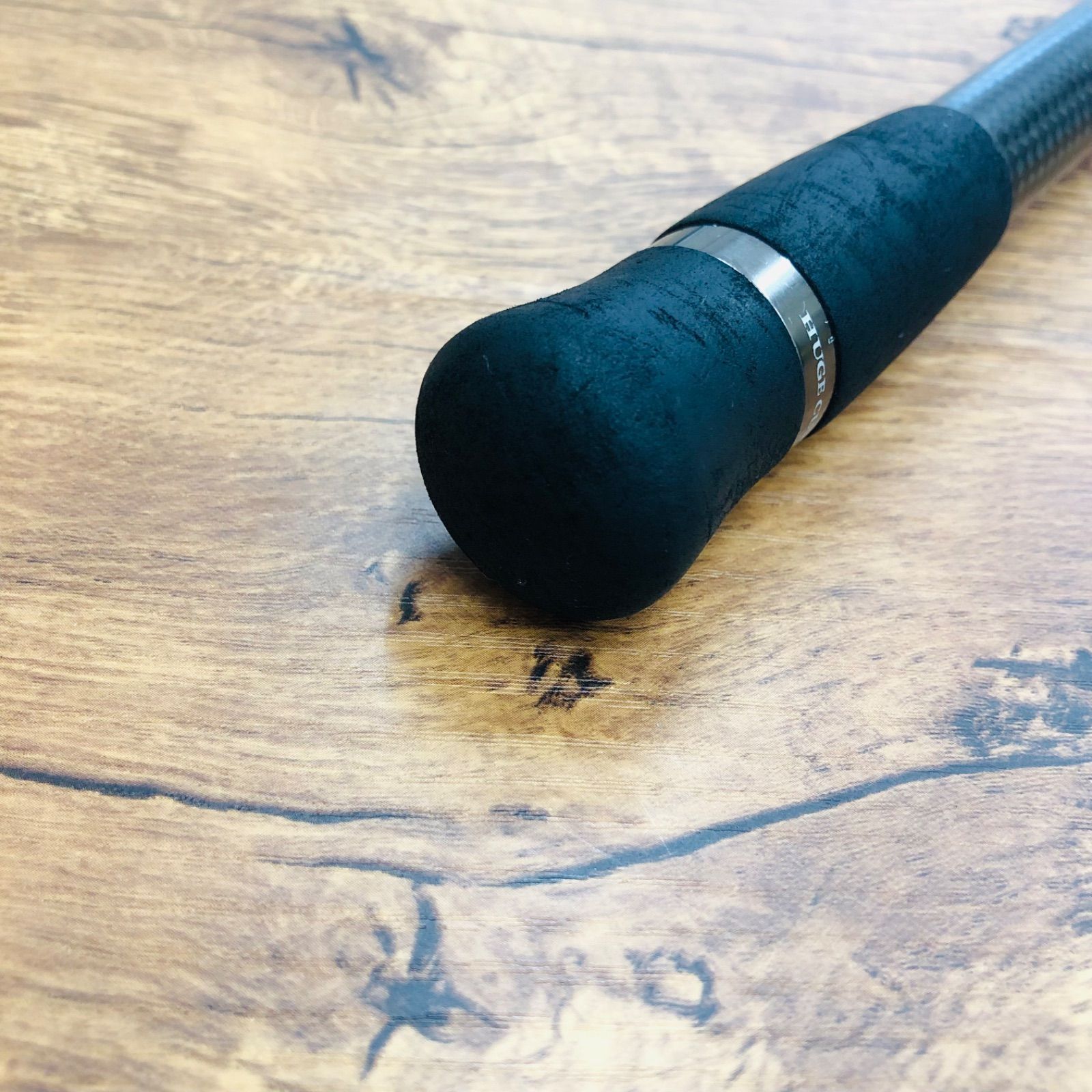 ヒュージカスタム