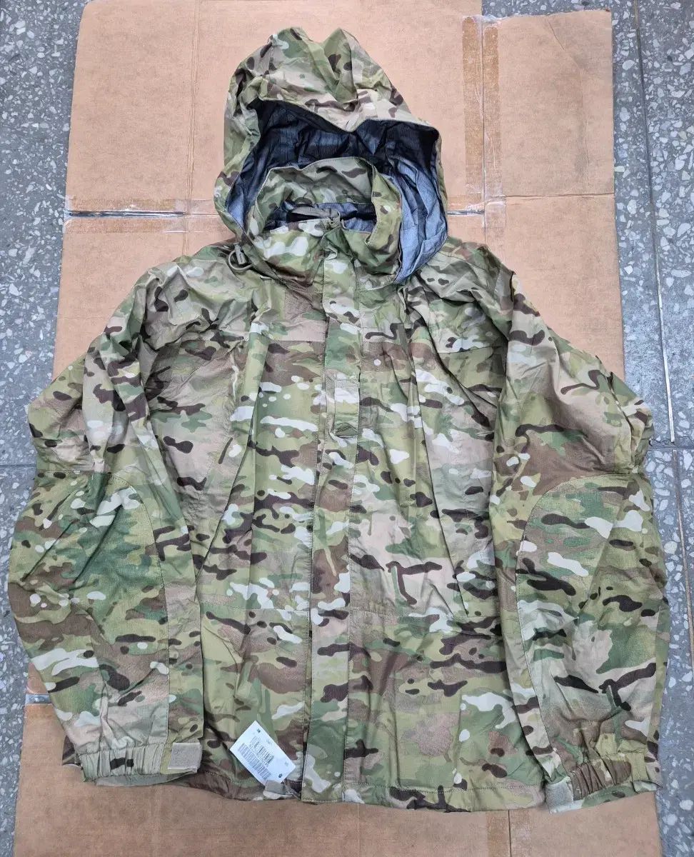 ミリタリー マルチカム OCP 3世代 レベル6 パックライト 新モデル GORE-TEX SR