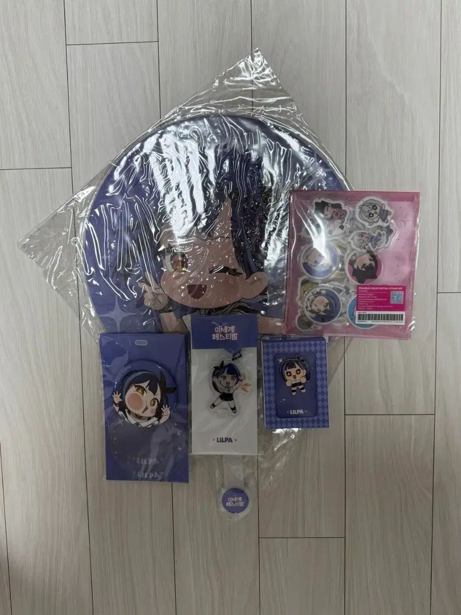 ISEGYE IDOL FESTIVAL リール グッズ