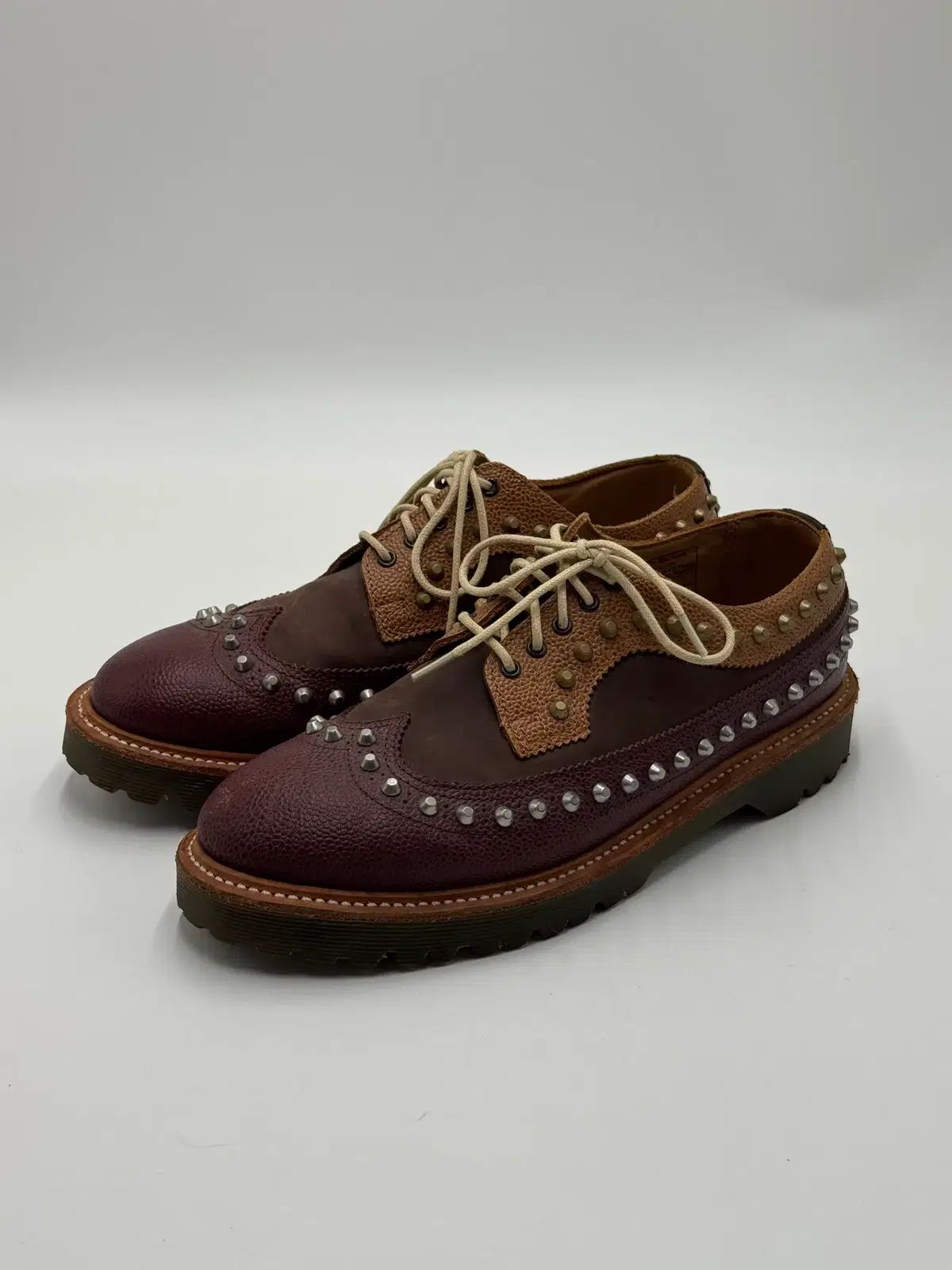 255 DR. MARTENS ドクターマーチン スタッズ ウイングチップローファー 