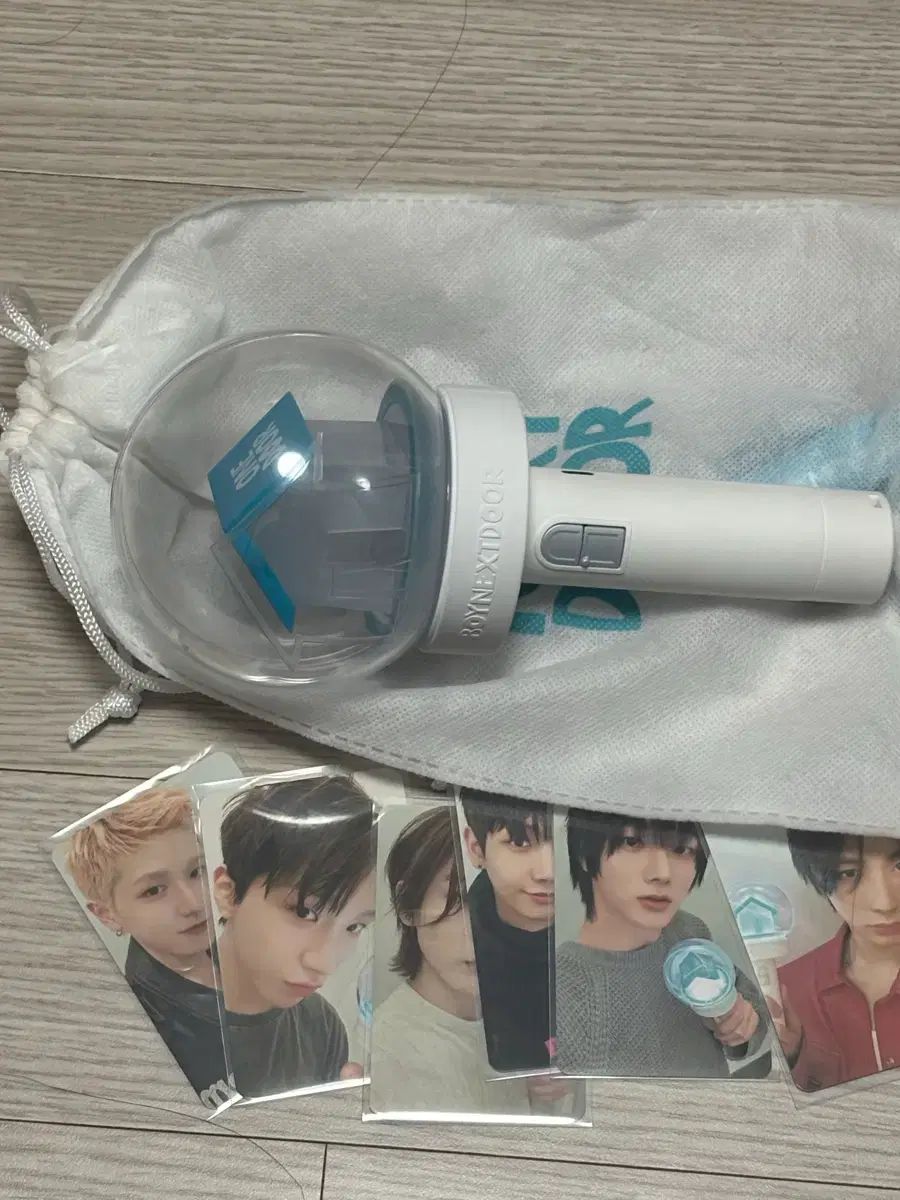 BOYNEXTDOOR(ボイネク) ペンライト フルセット 出品 LIGHT STICK