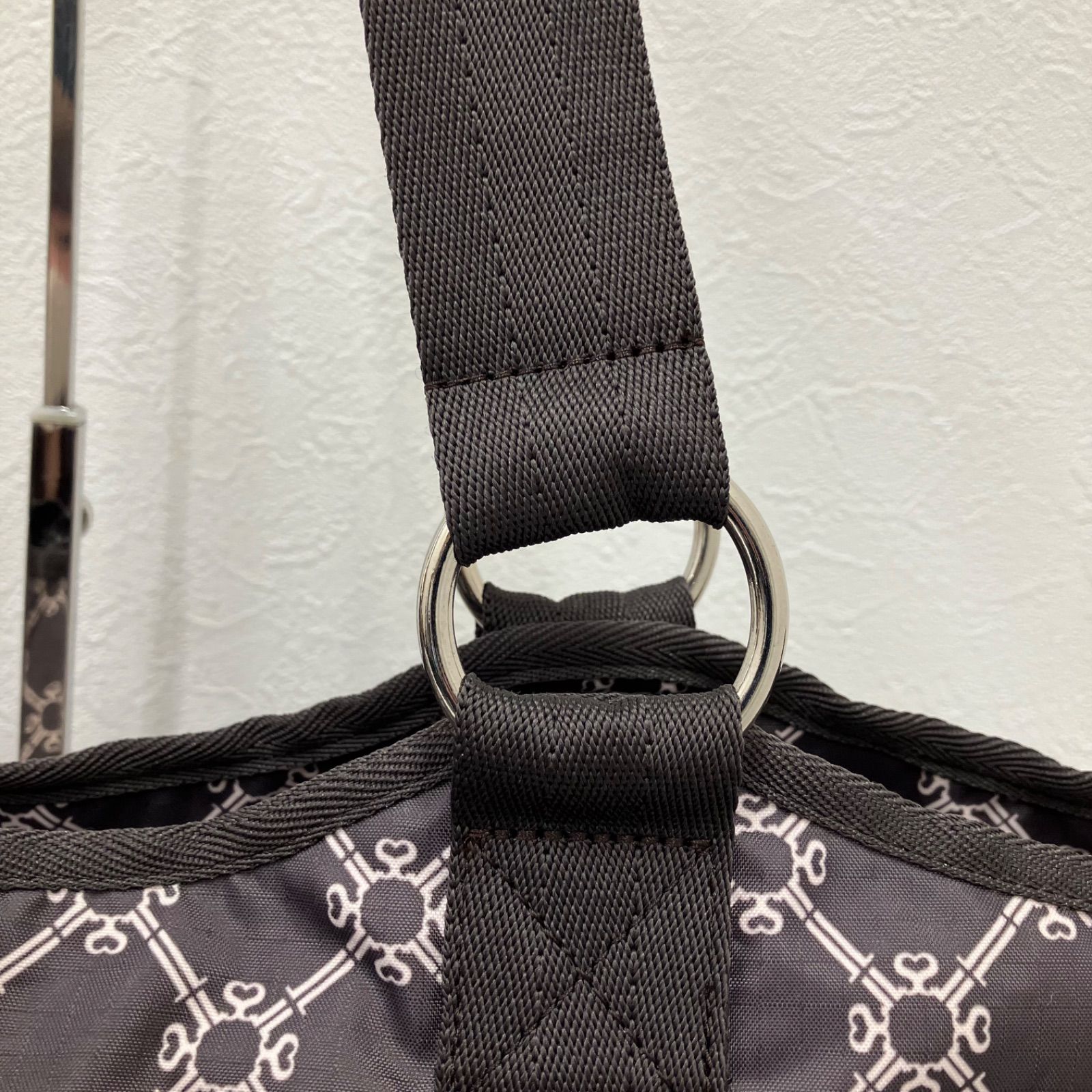 9411 LeSportsac レスポートサック トートバッグ 肩掛け 大容量 