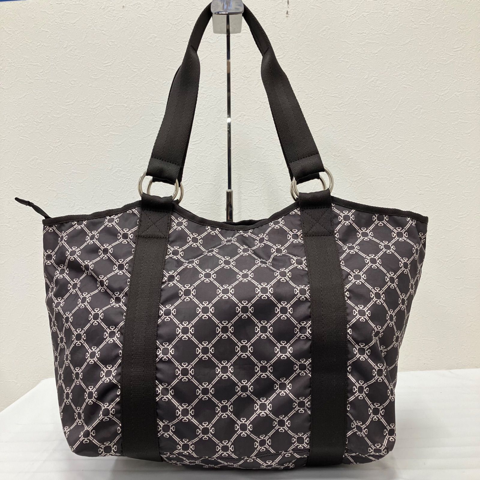 9411 LeSportsac レスポートサック トートバッグ 肩掛け 大容量 