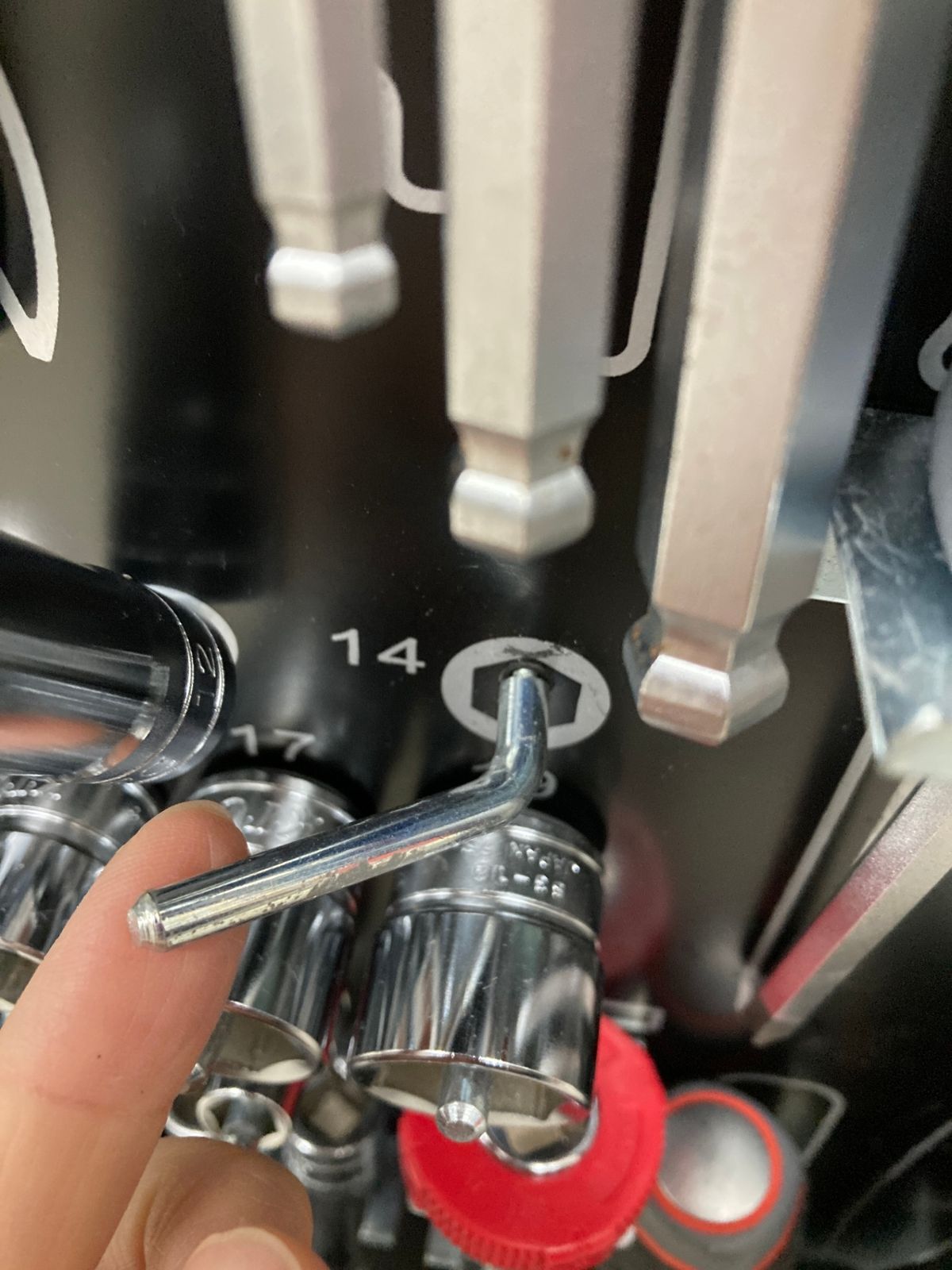 品 0921 KTC ケーティーシー 工具セット 薄型収納メタルケースタイプ EKS-103