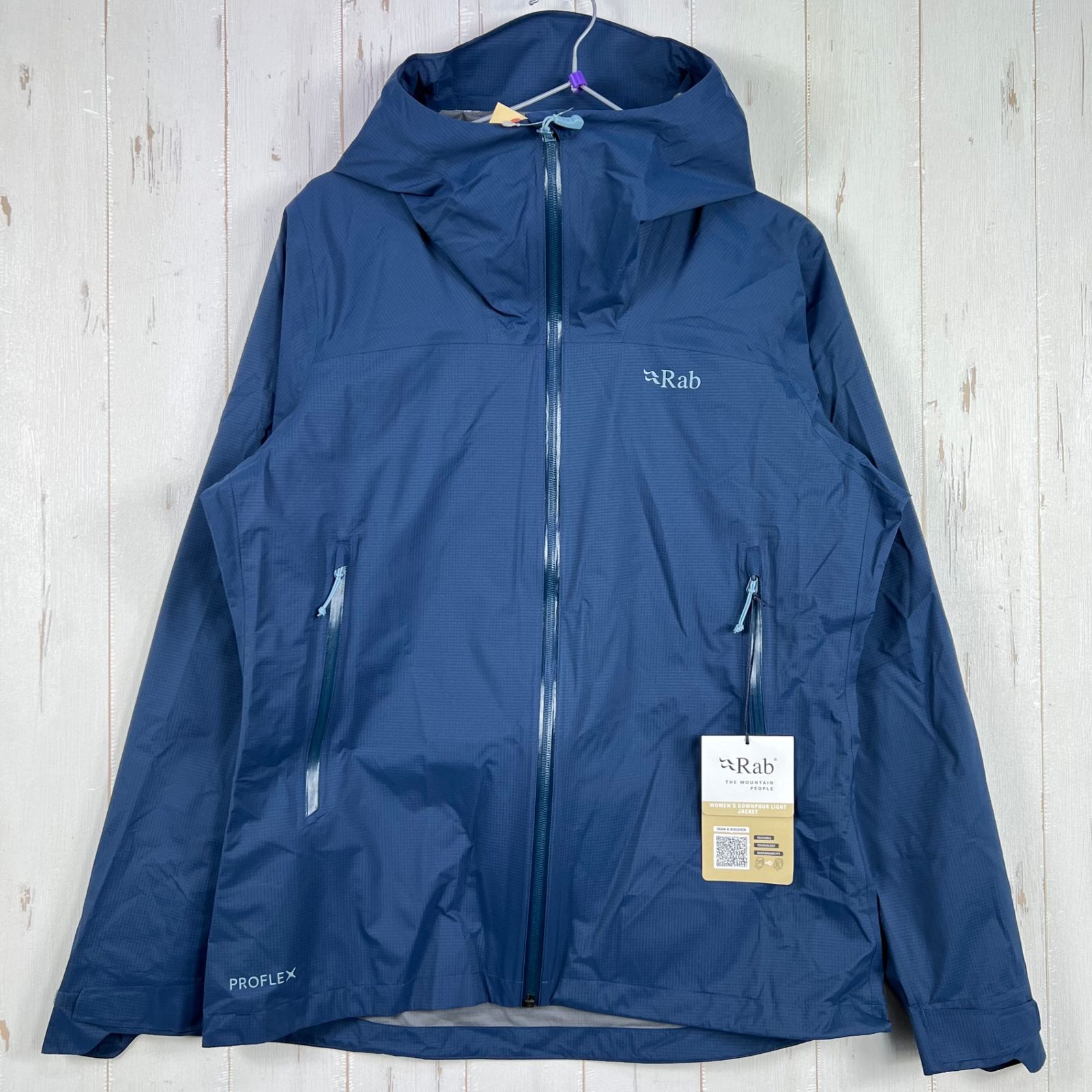 Women s M ブルー系 Rab ラブ ダウンポア ライト ジャケット ウィメンズ Downpour Light Jacket Wmns QWG 91 TEMPEST BLUE z レイ