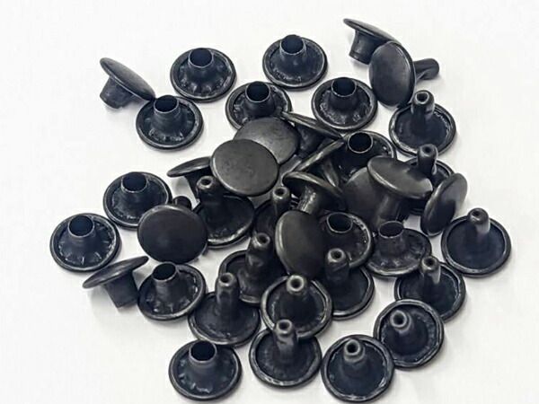 【箱売り】両面カシメ 中 マットブラック φ9mm｜足の長さ7.2mm（全長8.7mm） 2000ヶ まとめ買い（業販） カシメ箱売り レザークラフトぱれっと｜詳細画像