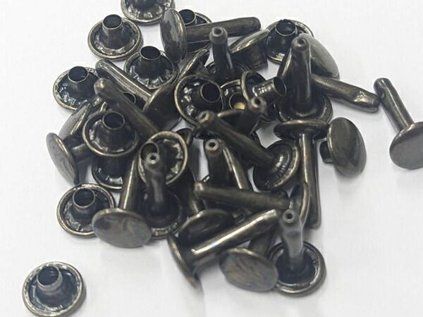 【箱売り】両面カシメ 中 特長 アンティック φ9mm｜足の長さ15mm（全長16.5mm） 2000ヶ まとめ買い（業販） カシメ箱売り レザークラフトぱれっと 14,014円