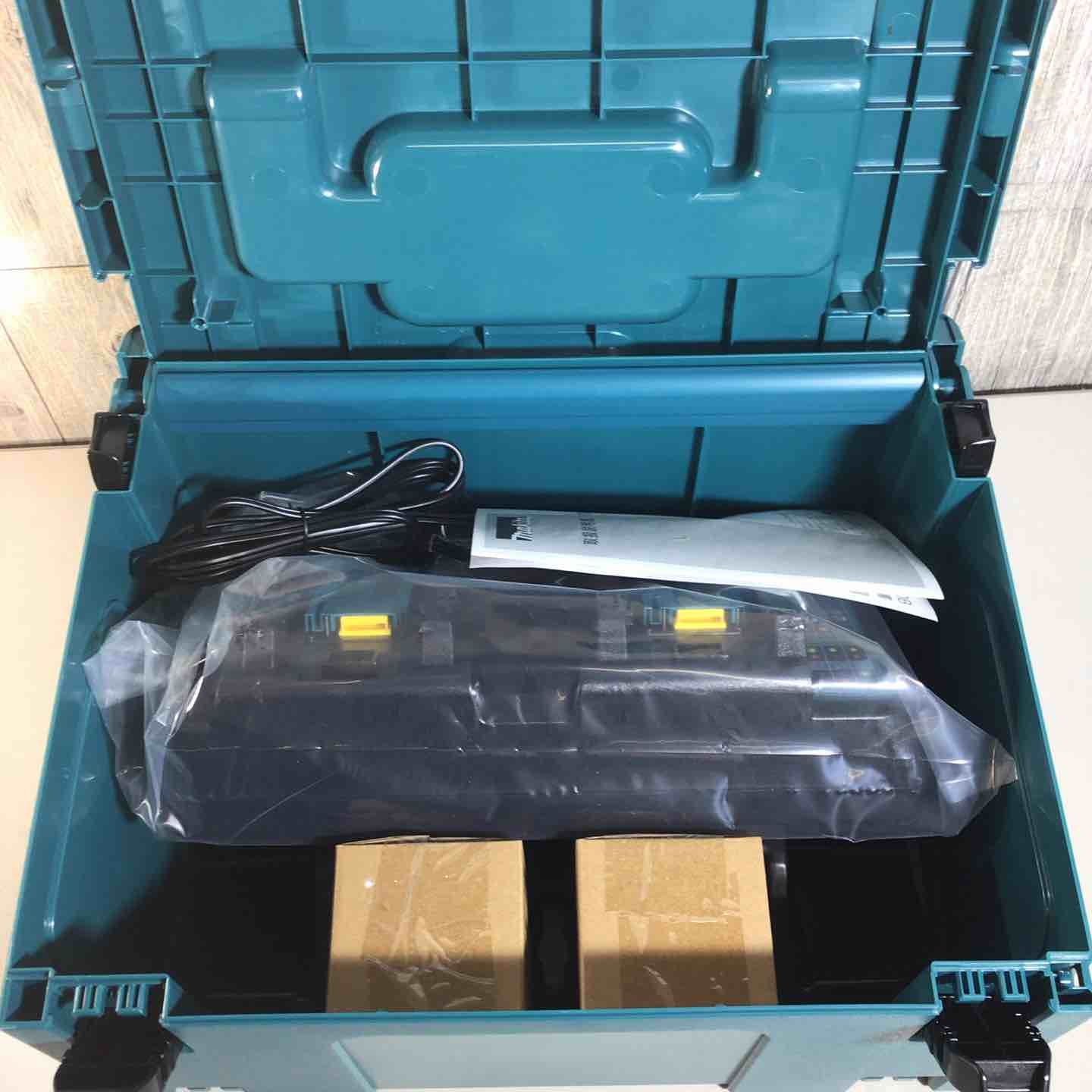 未使用品】 マキタmakita パワーソースキット1 A-61226 バッテリー 18V 