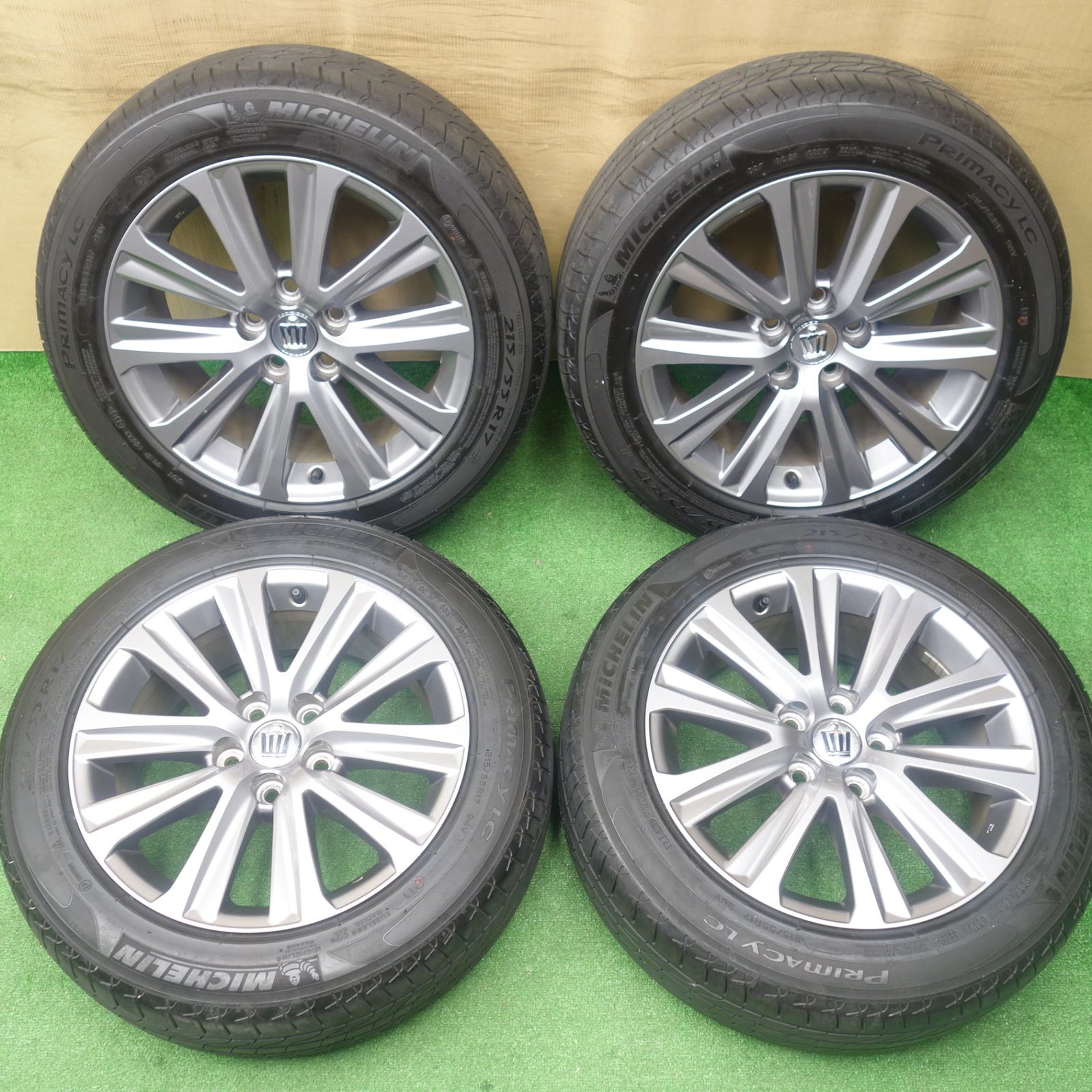 210系クラウンアスリート純正ホイール タイヤ付き 215/55r17 バリ溝 