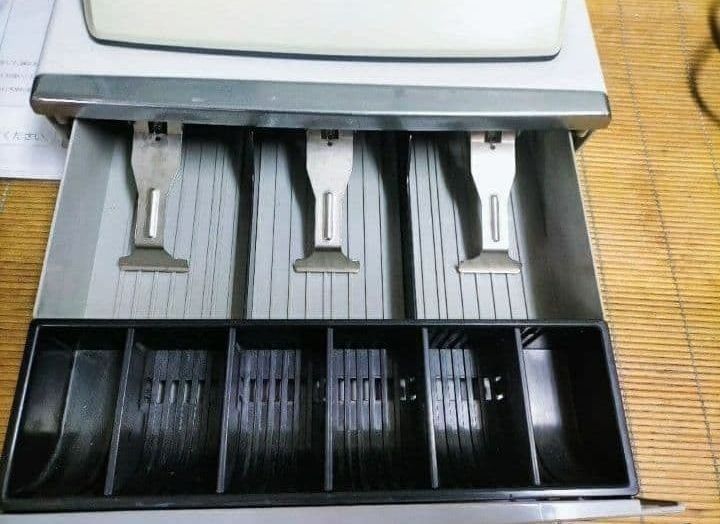 カシオレジスター TE-M80 中古品 人気機種感熱紙 送料無料 001777