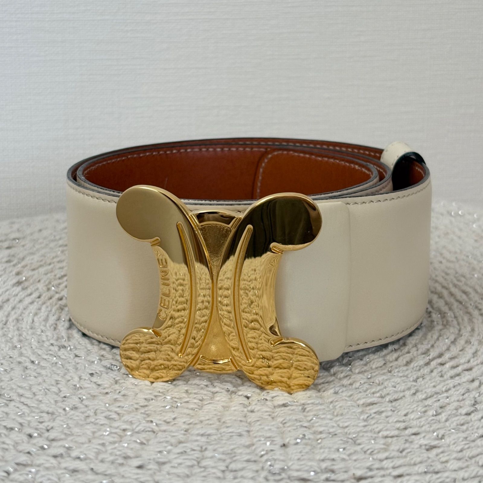 極美品】セリーヌ トリオンフ レザー ゴールド 金具 ベルト レディース